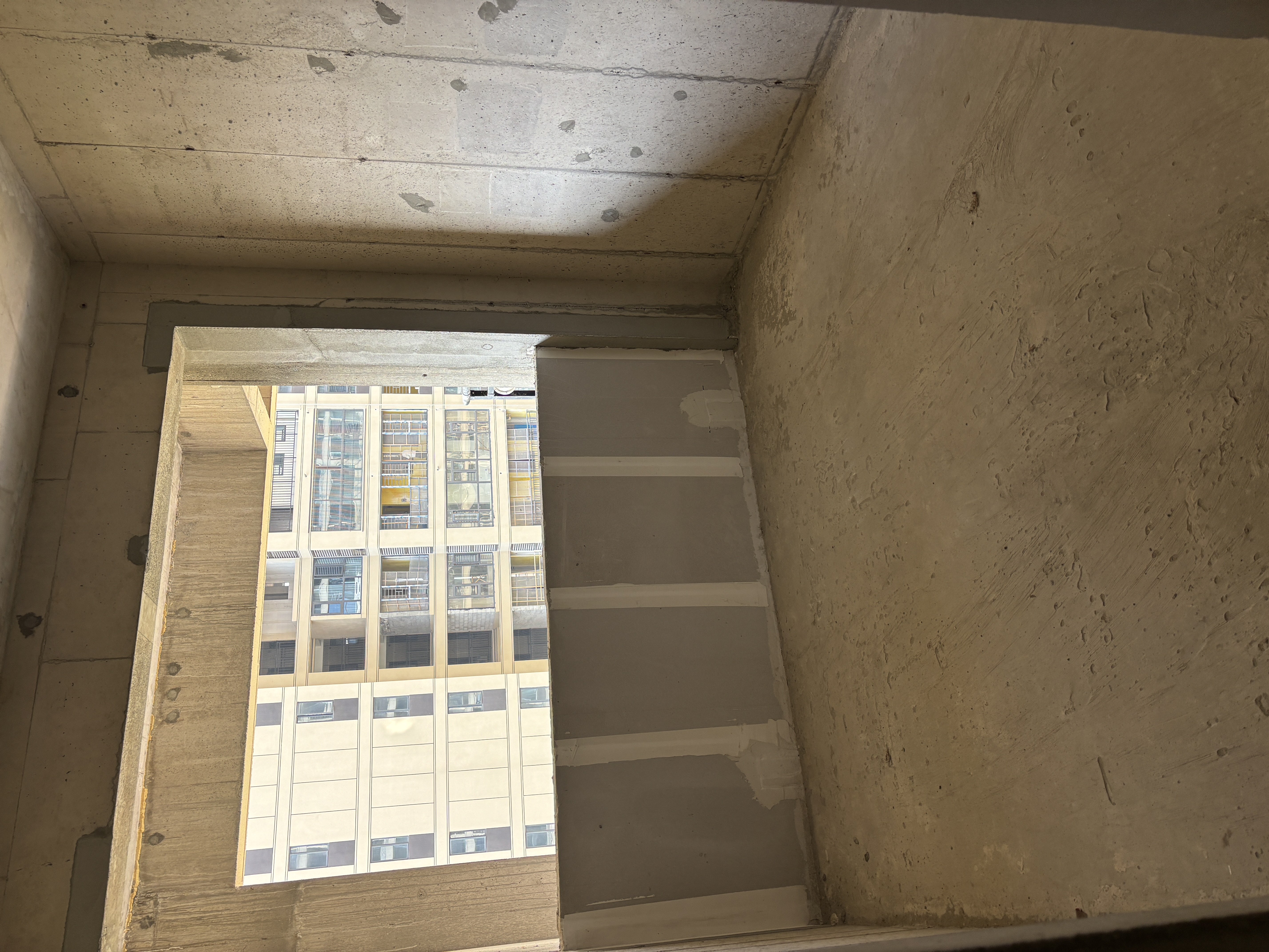 湘中府央玺 3室1厅2卫 64.0万 湘中府央玺 3室1厅2卫 64.0万客厅