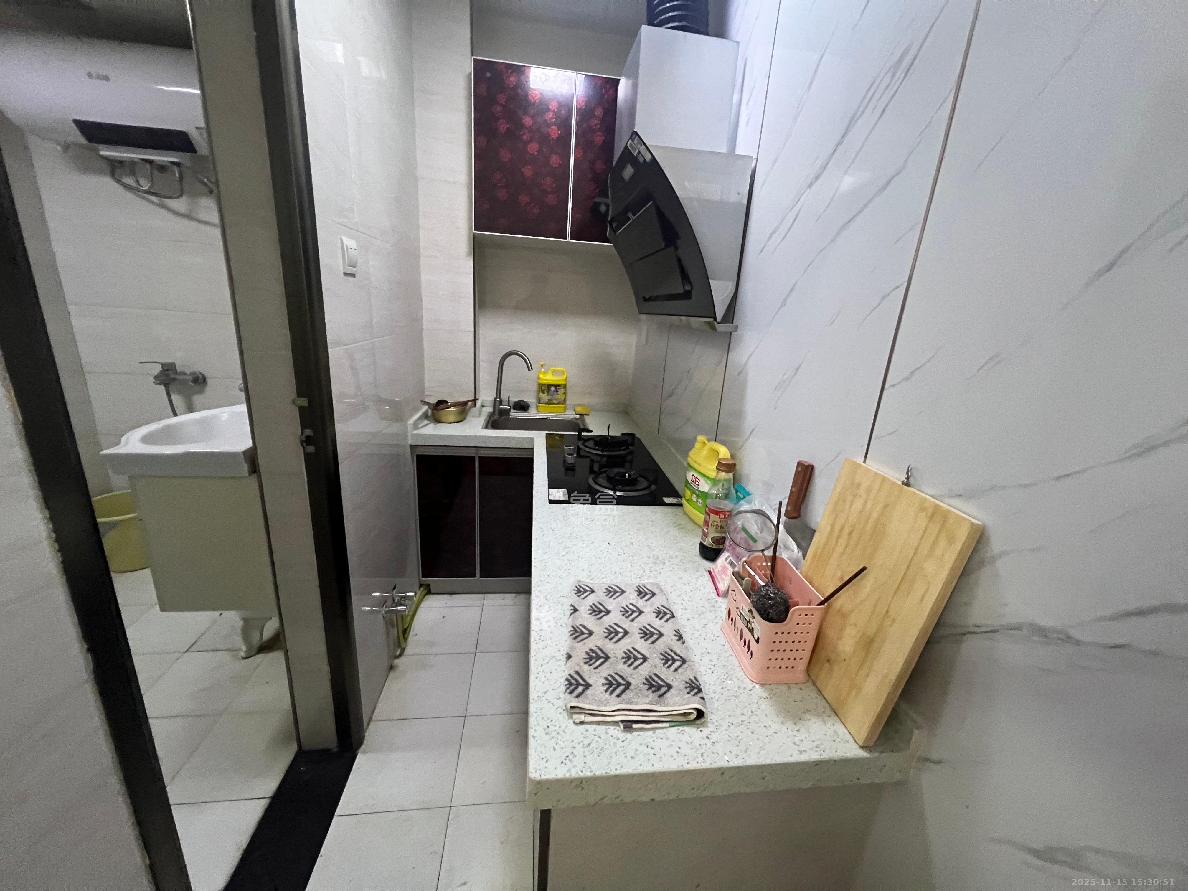 凯通国际城（凯通朝庭）  2室1厅1卫    2000.0元/月室内图