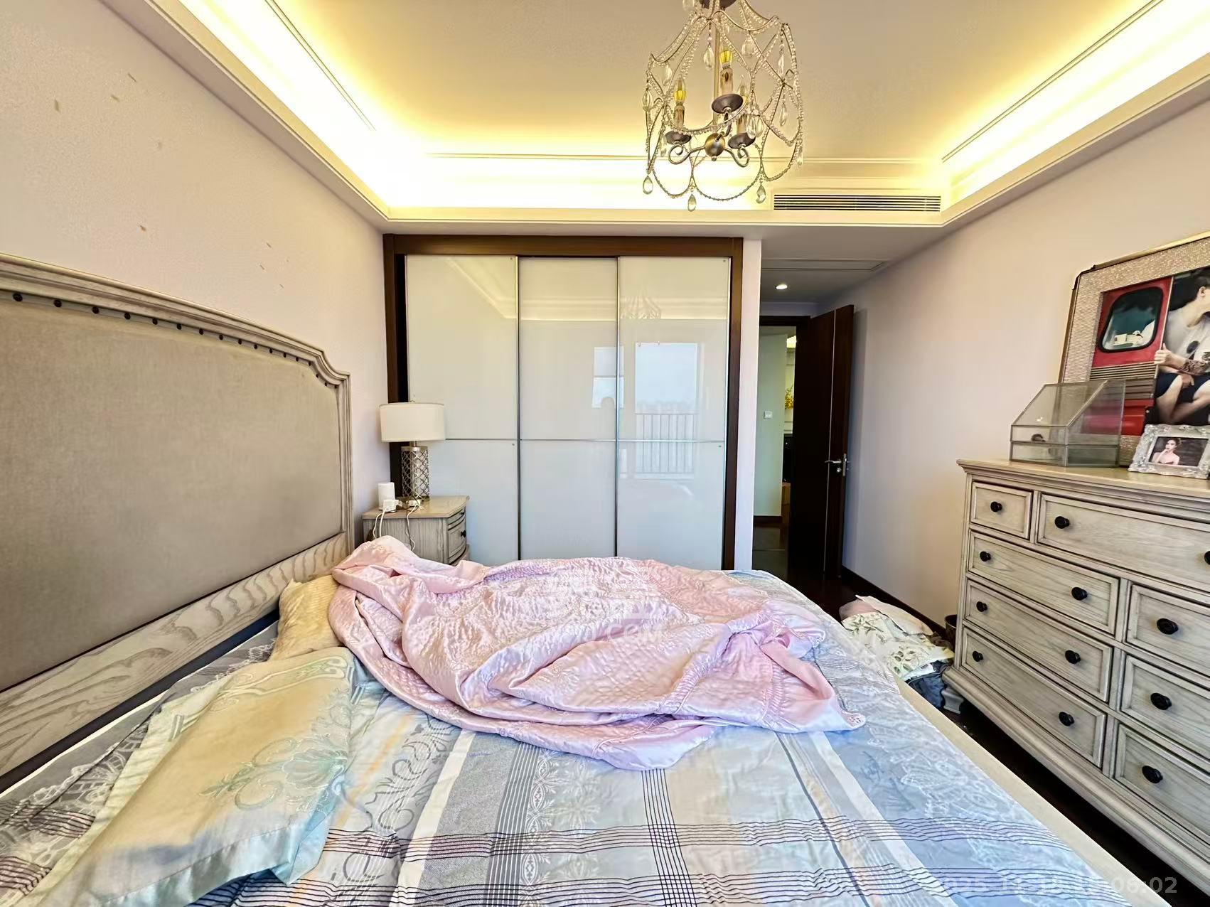 万科紫台  3室2厅2卫    4800.0元/月室内图