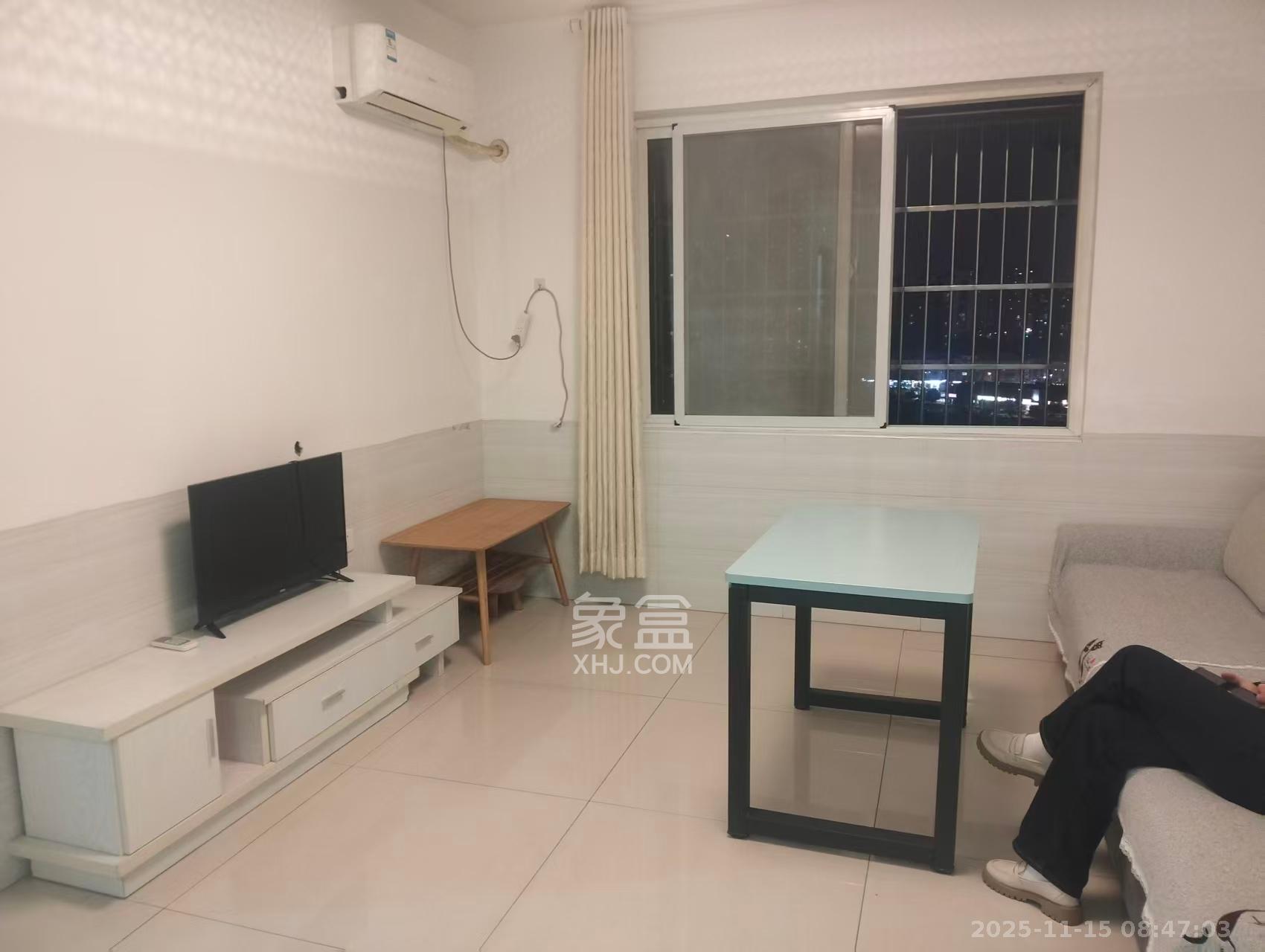 星城新宇桃花苑  1室2厅1卫    1600.0元/月室内图