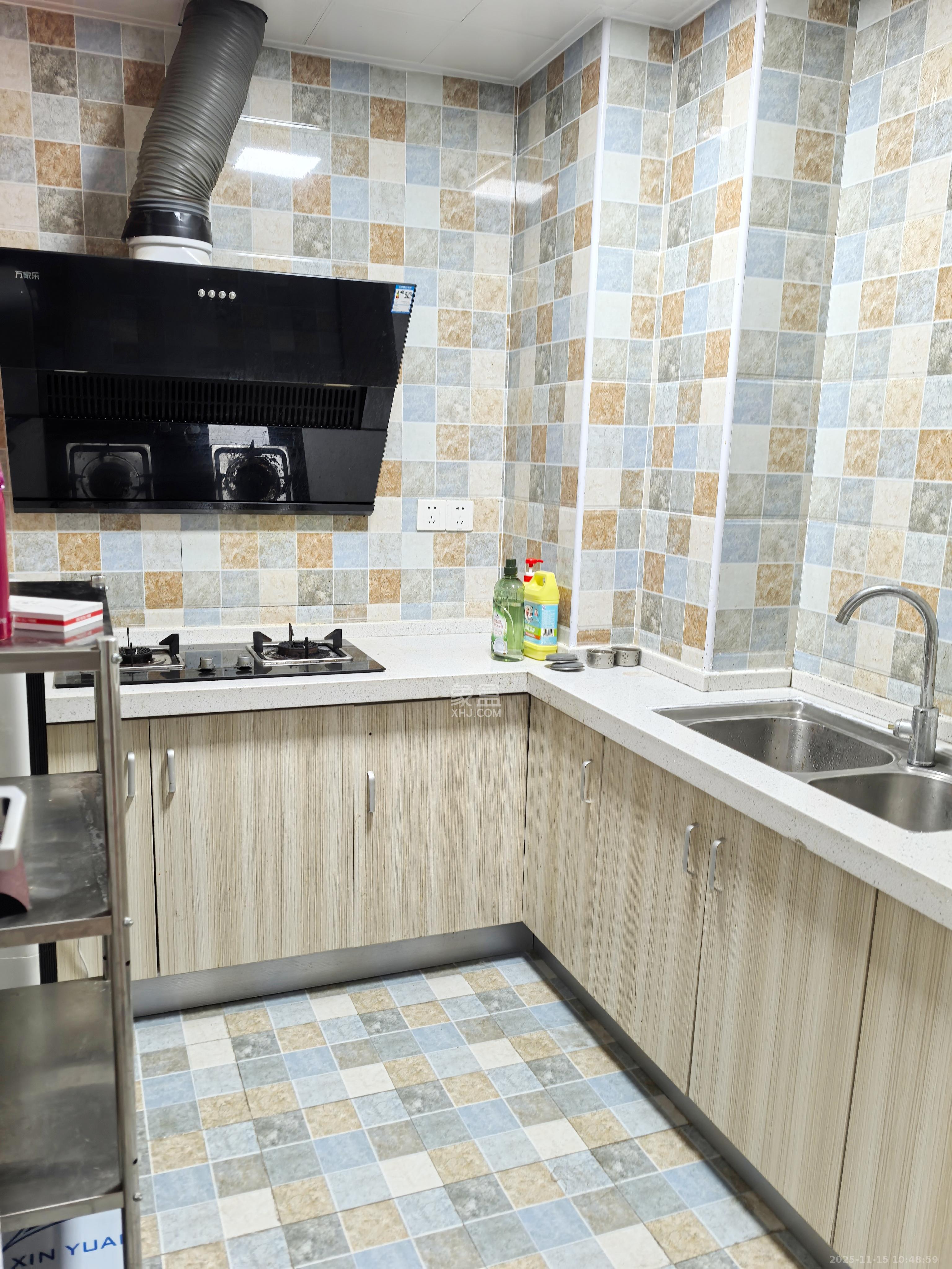 融创融公馆（融创臻苑）  1室1厅1卫    1600.0元/月室内图