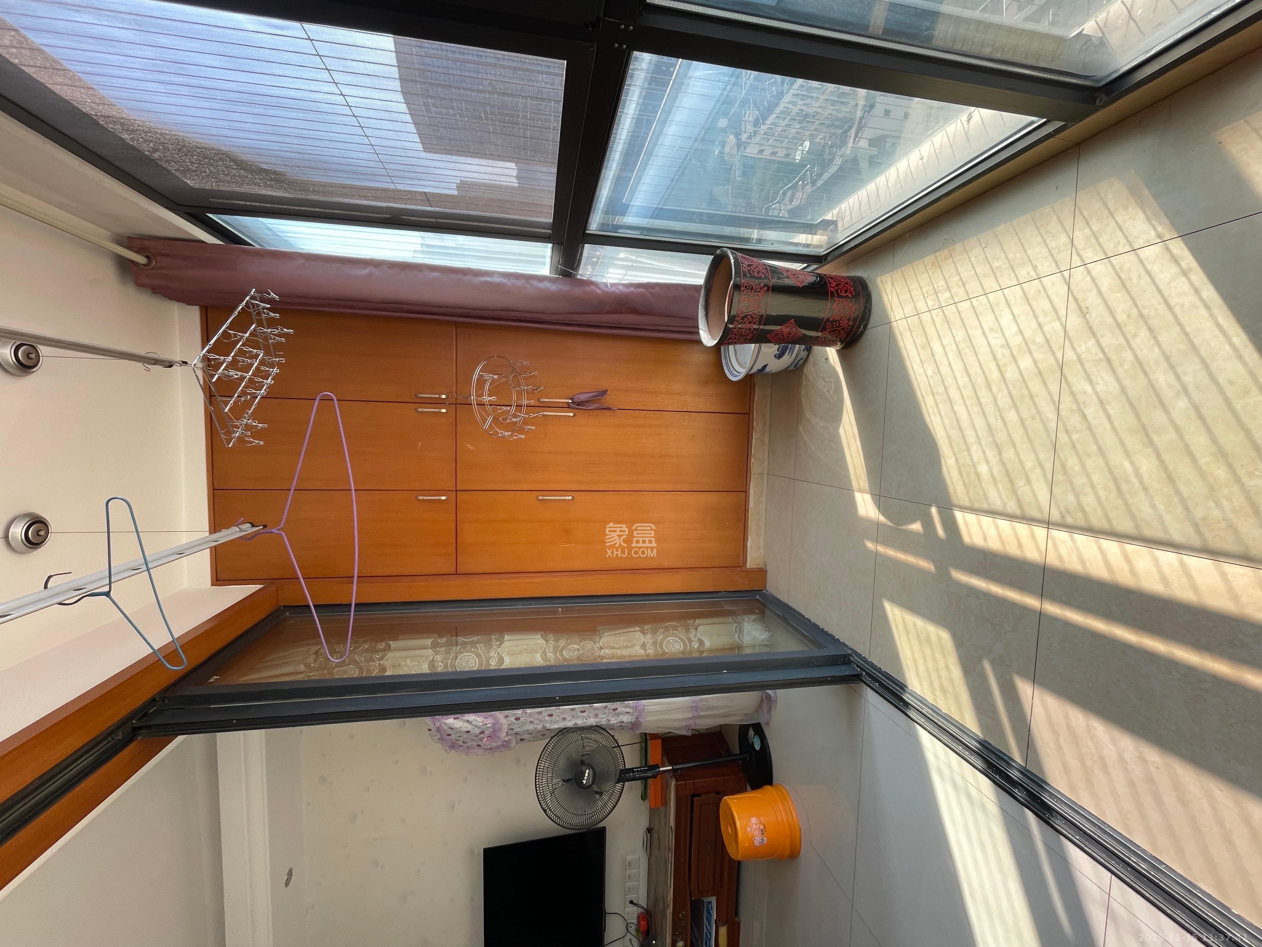 融科东南海  3室2厅2卫    2300.0元/月室内图