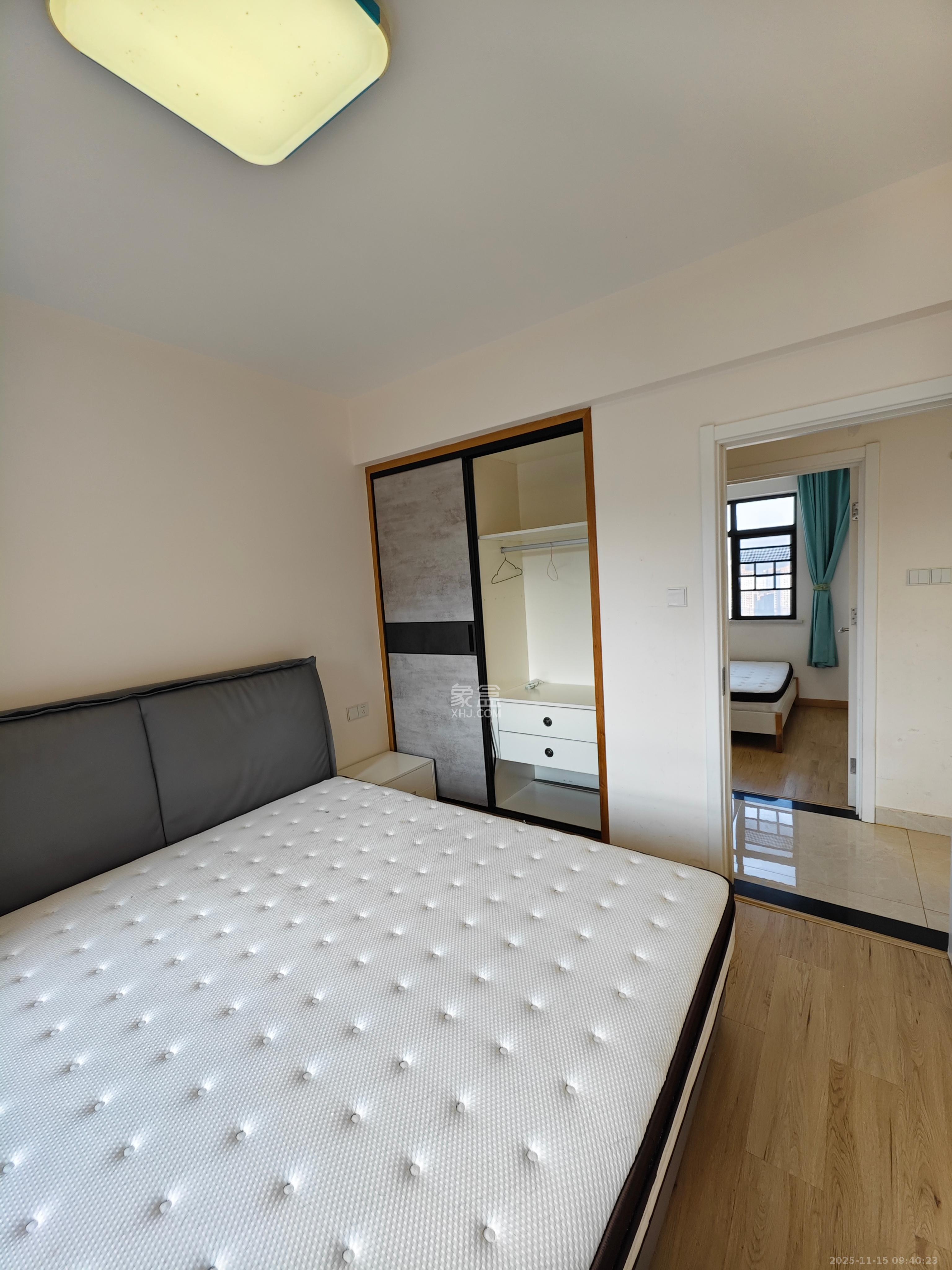 中国铁建国际城二期  3室2厅1卫    1800.0元/月室内图