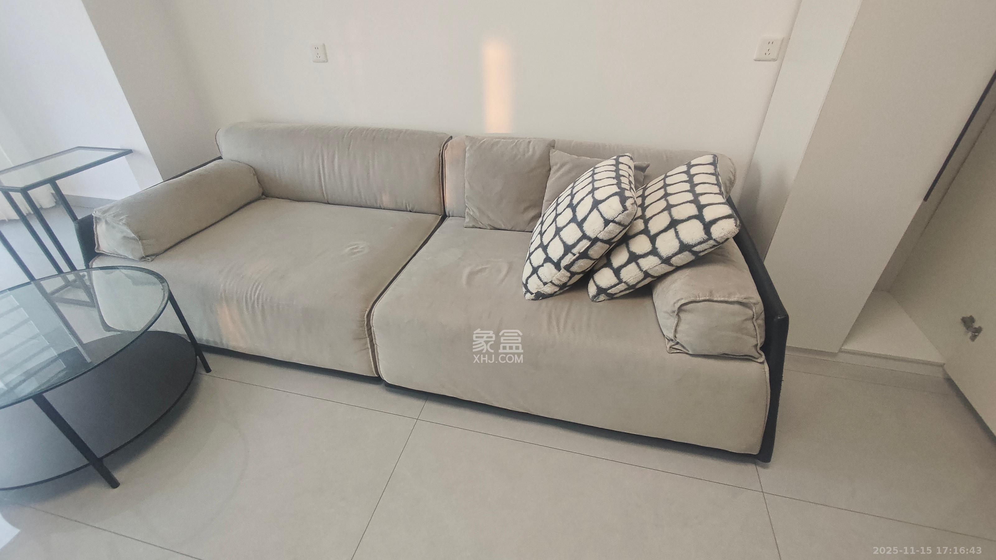 国润月湖郡  3室3厅2卫    3200.0元/月室内图