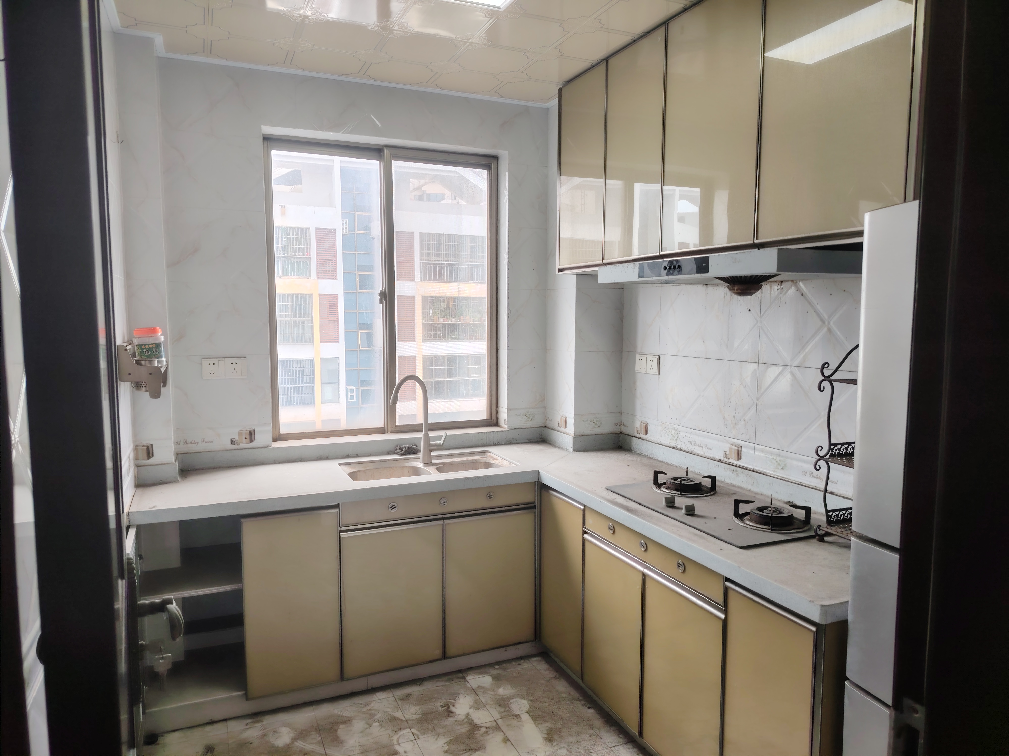 水云天 3室2厅2卫 3000.0元/月 水云天 3室2厅2卫 3000.0元/月室内图