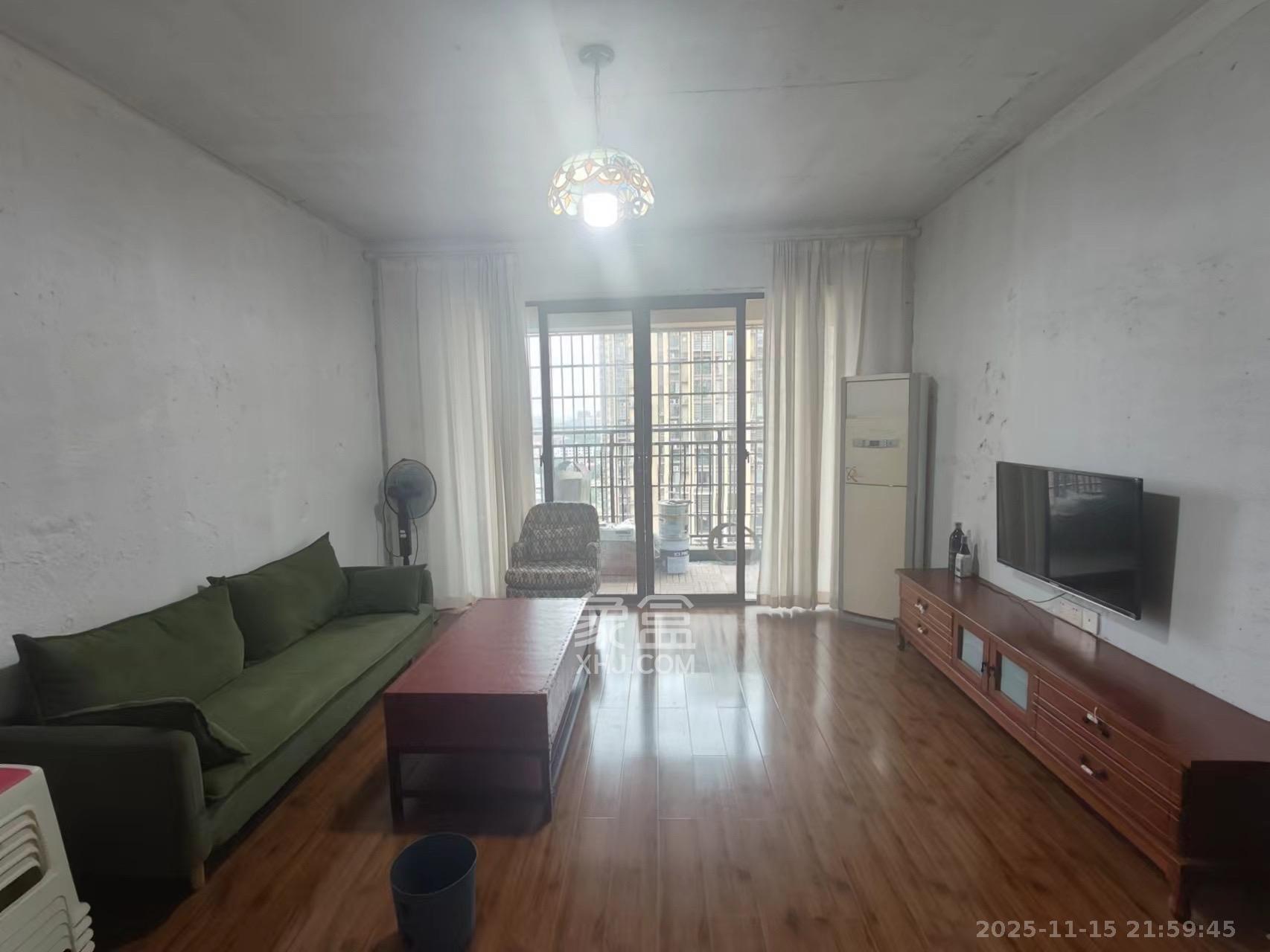 和润园三期  3室2厅1卫    2400.0元/月