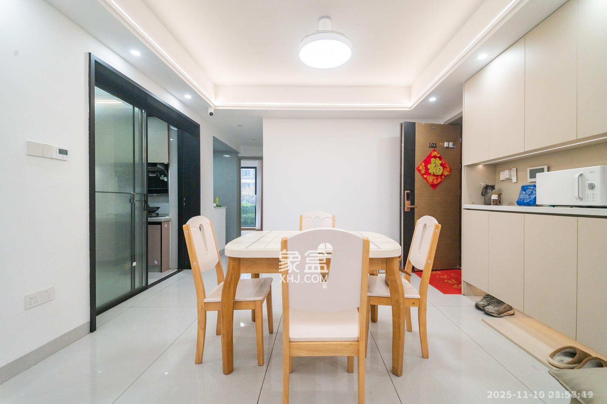 金辉优步星樾  3室2厅1卫    2500.0元/月室内图