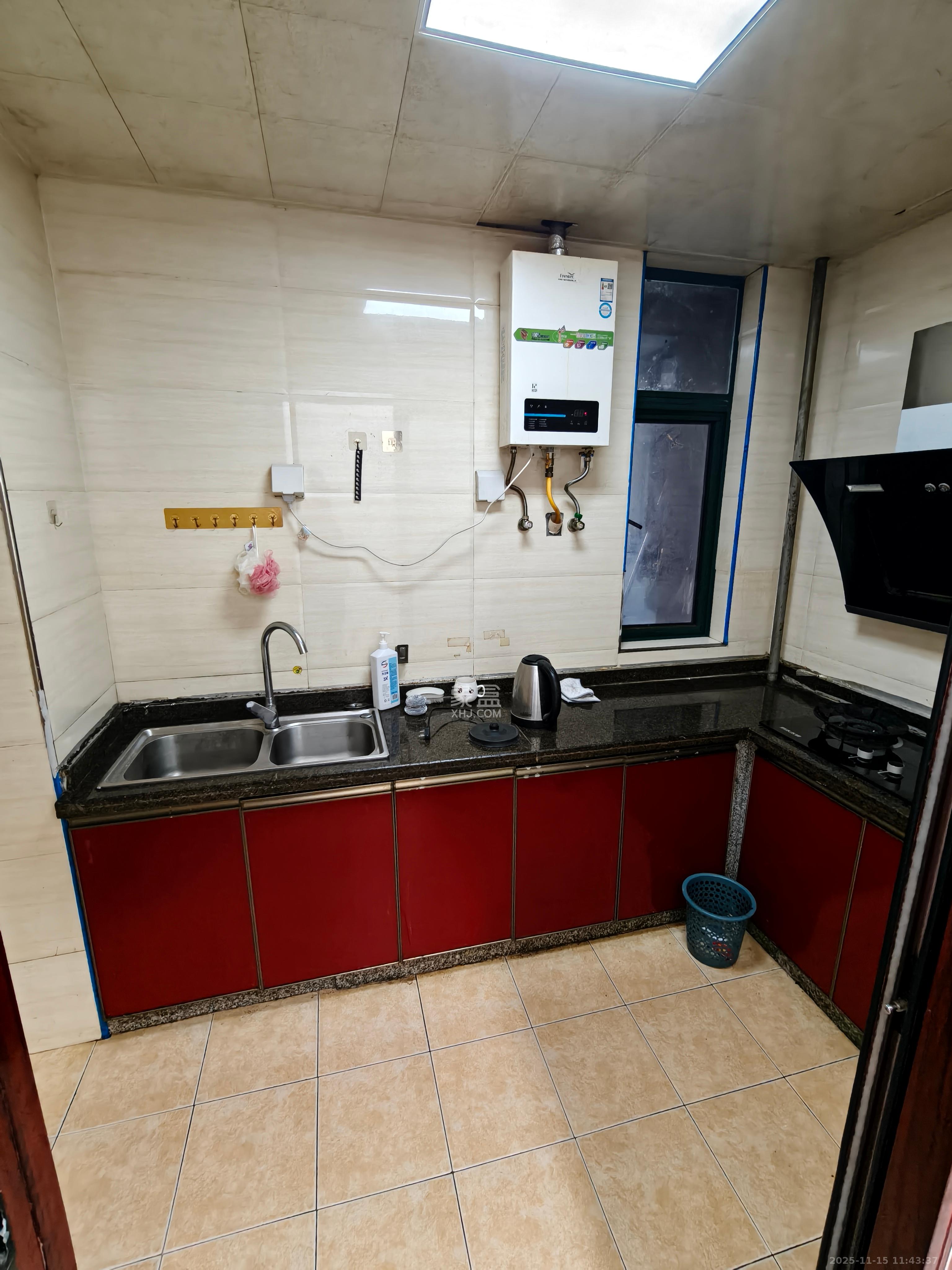 才子佳郡 3室2厅2卫 1600.0元/月 才子佳郡 3室2厅2卫 1600.0元/月室内图