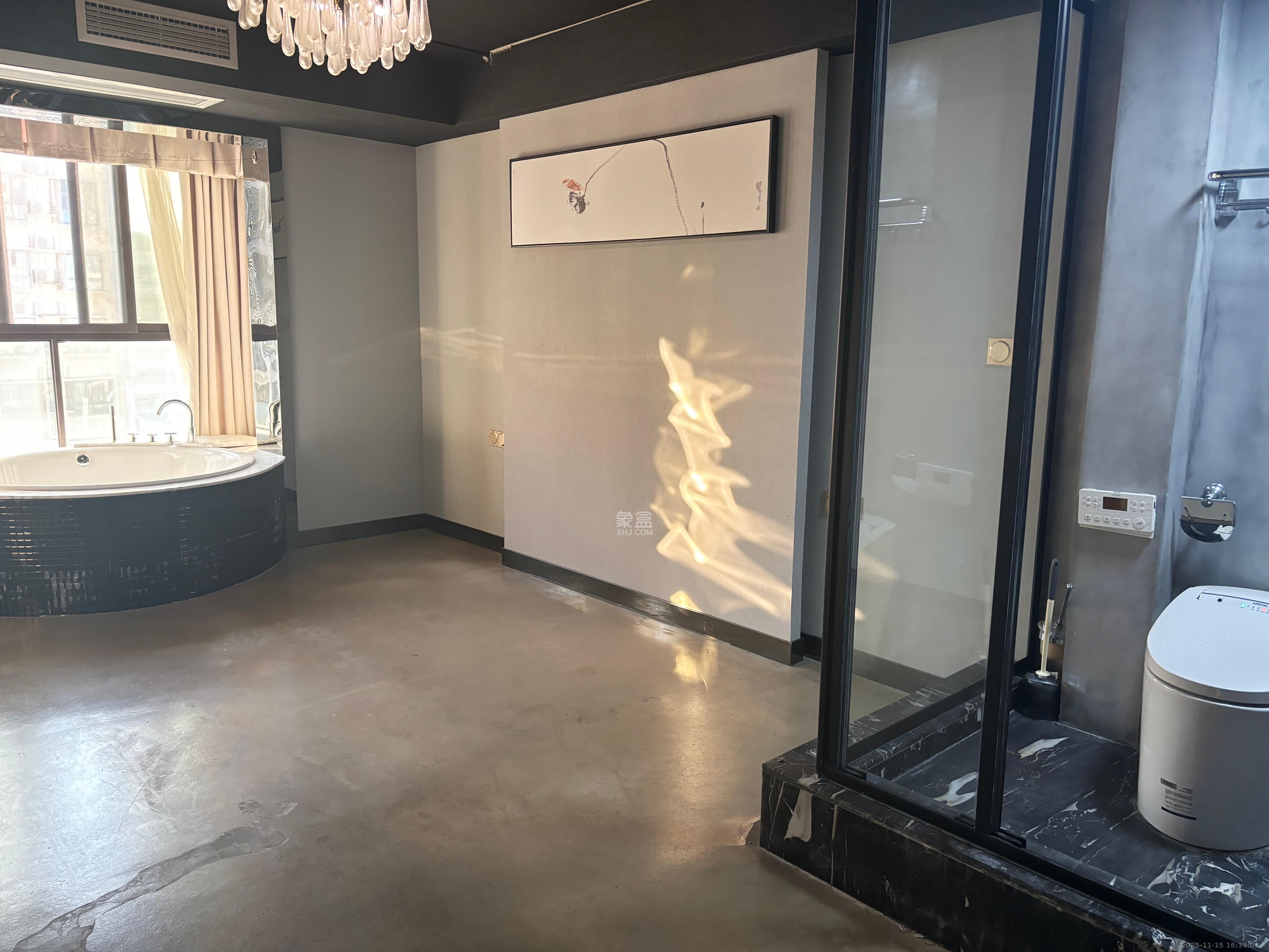 西子湖畔沃府  4室2厅2卫    3000.0元/月室内图