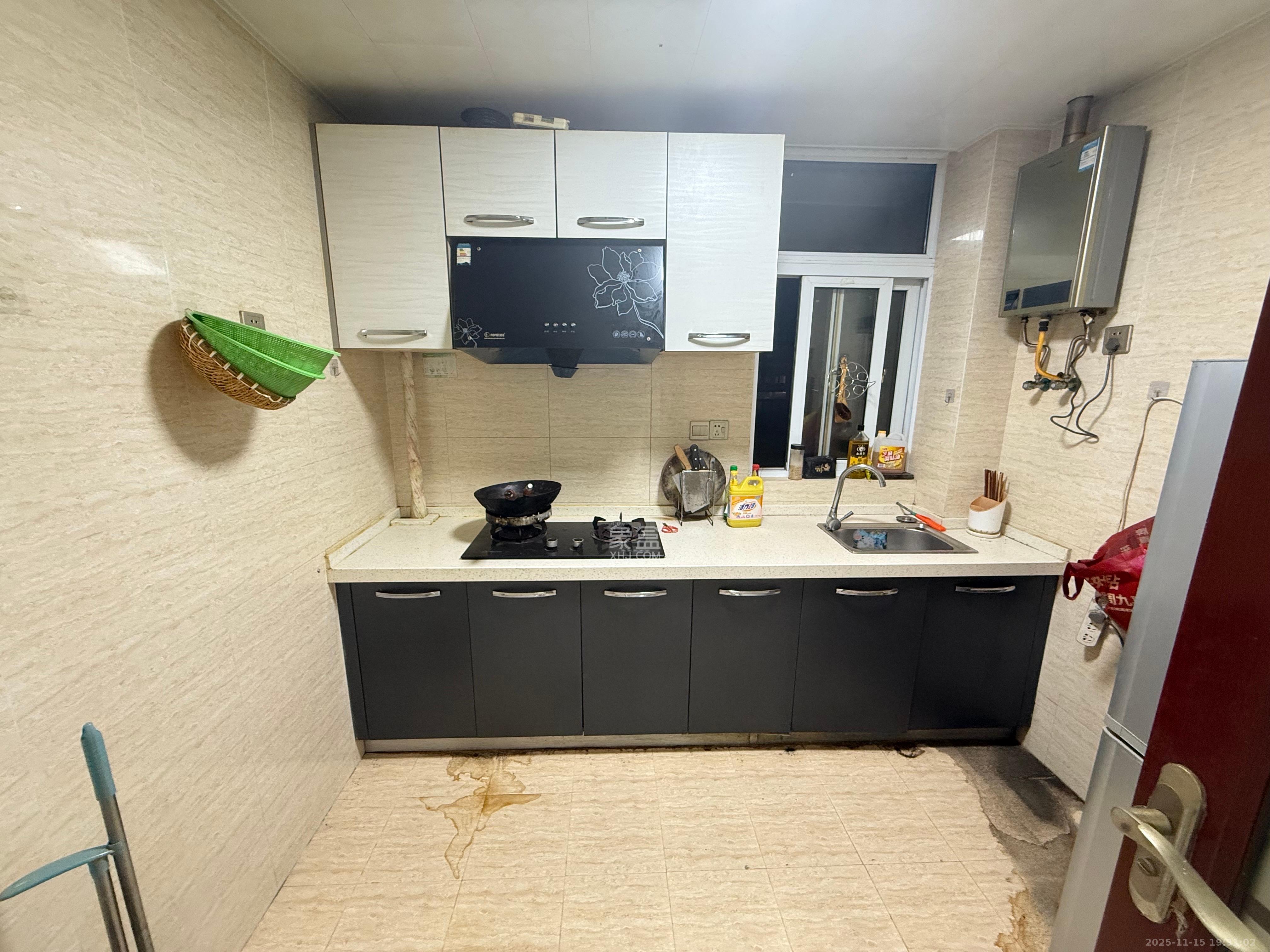 五矿紫湖香醍  3室2厅1卫    1700.0元/月室内图