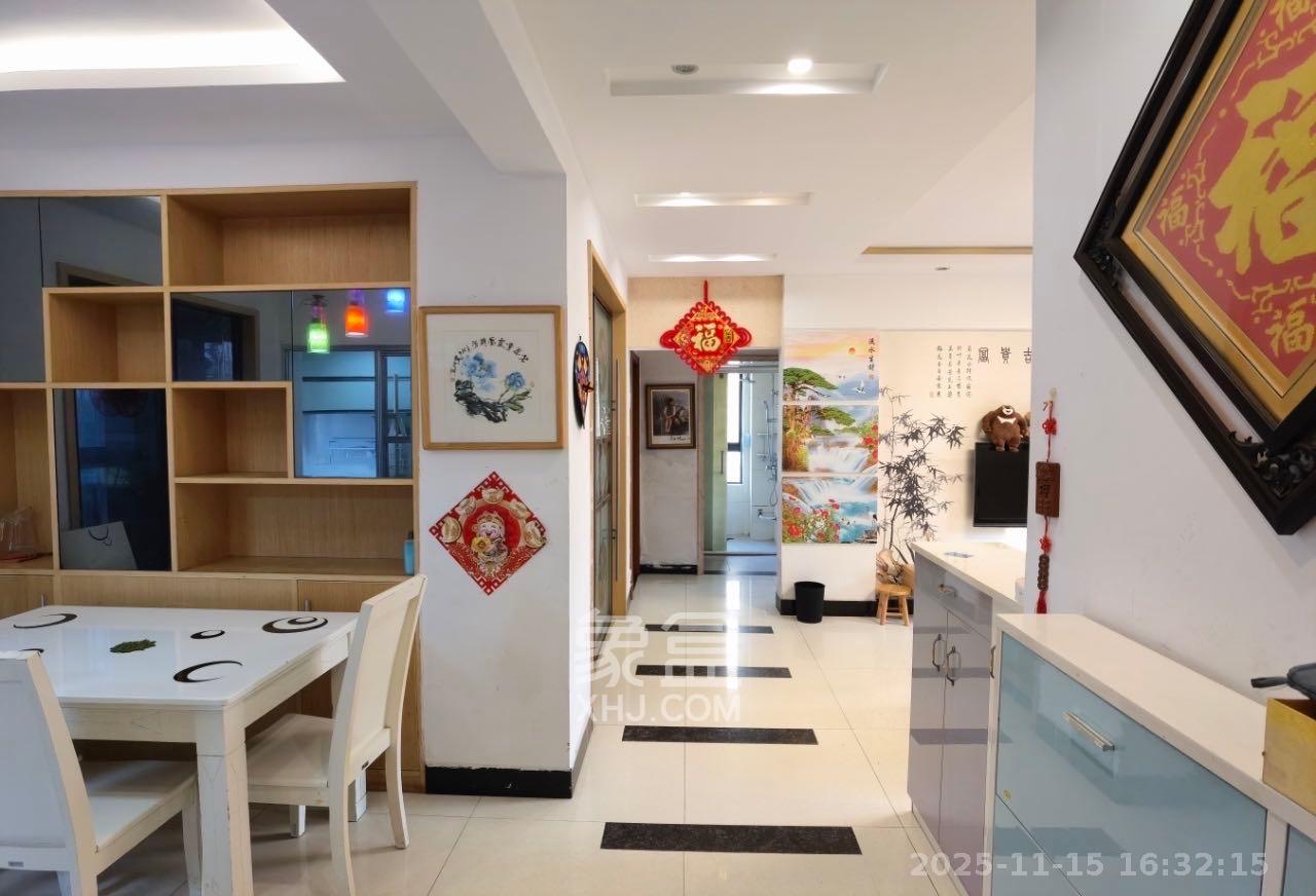 保利麓谷林语A区  3室2厅1卫    2200.0元/月室内图