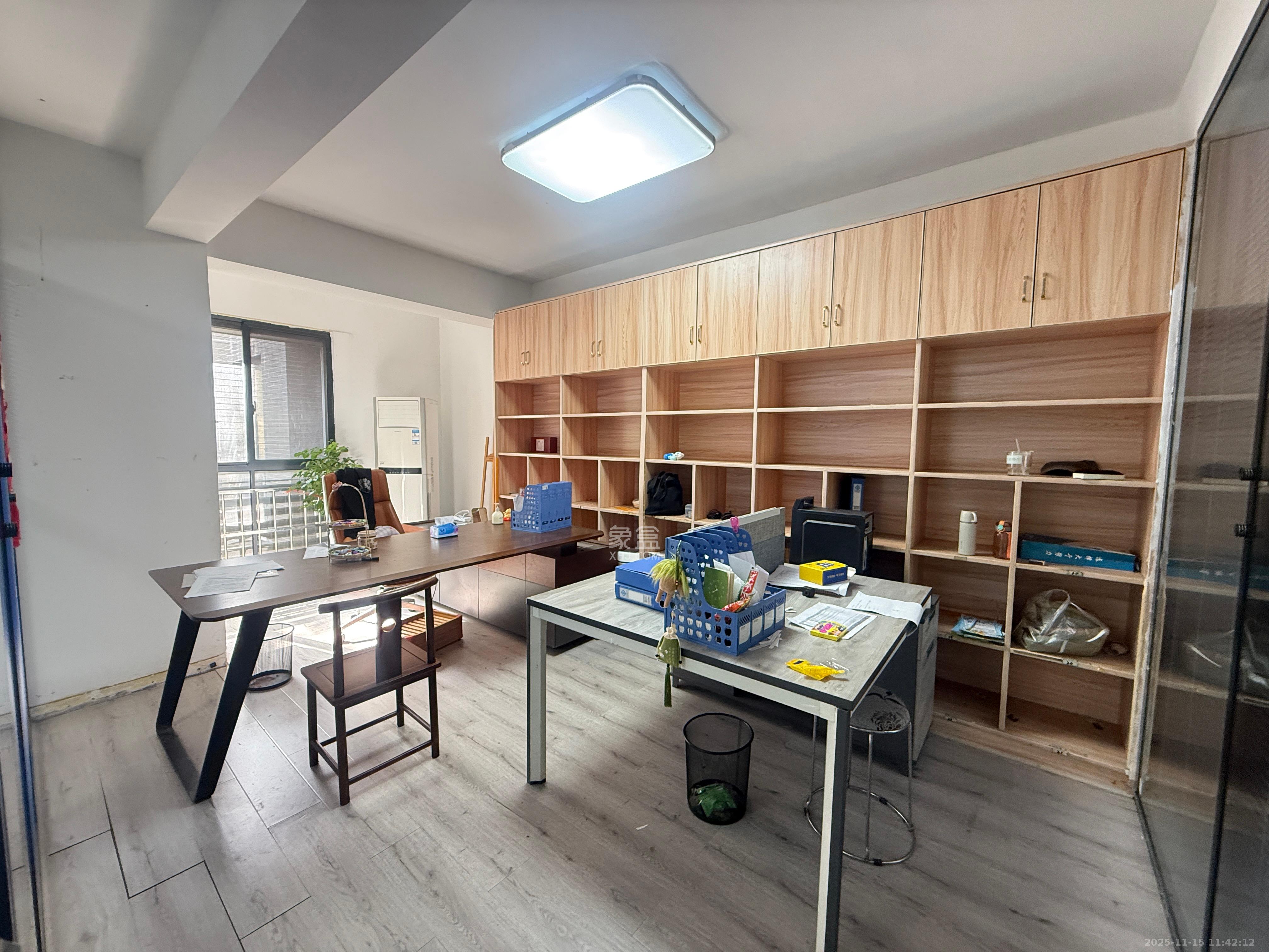 融科东南海  5室2厅1卫    3600.0元/月室内图