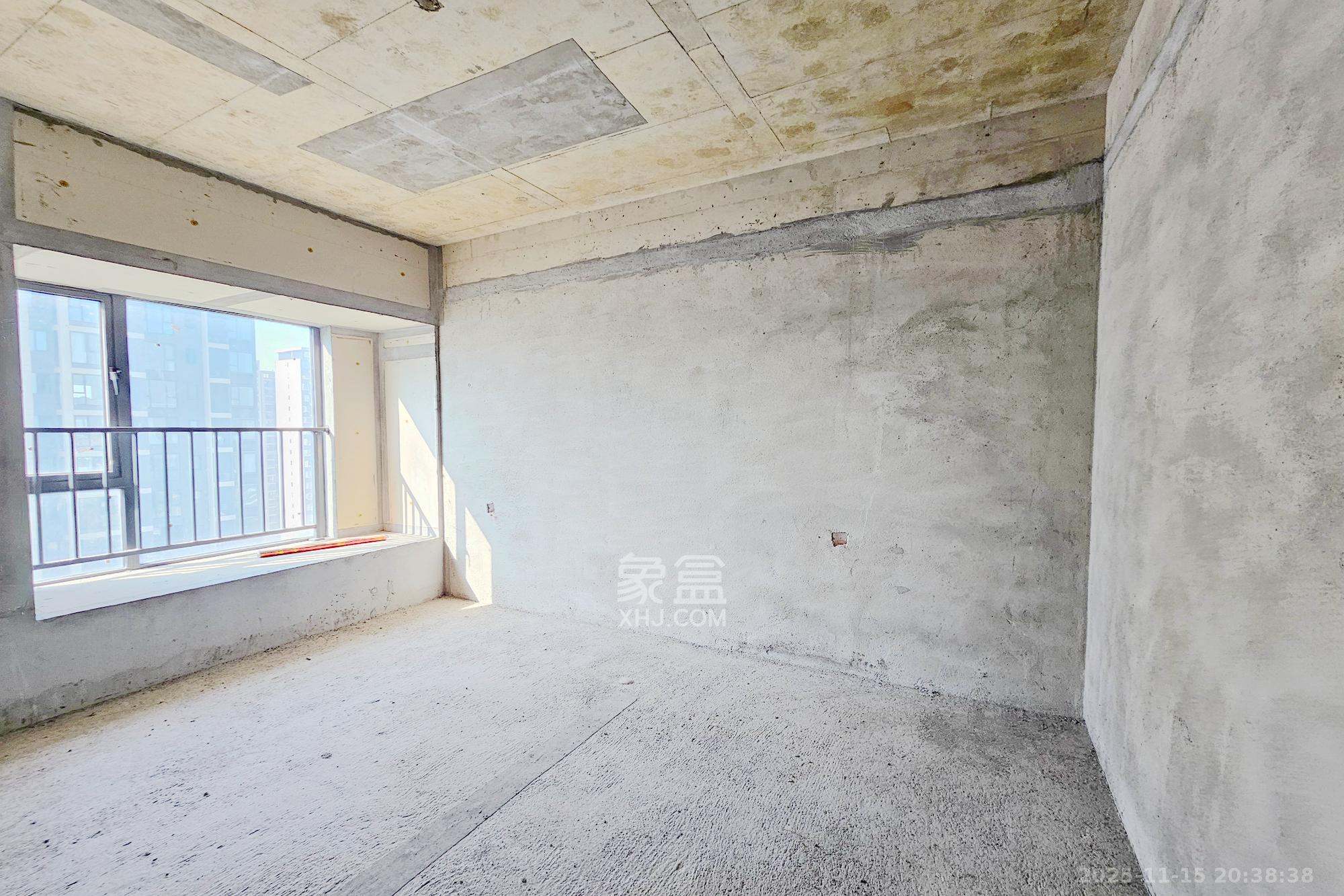 润和星河玥  3室1厅1卫    130.0万卧室