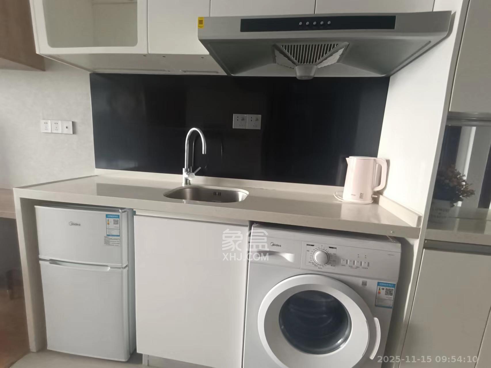 阳光城檀悦  1室1厅1卫    1800.0元/月室内图