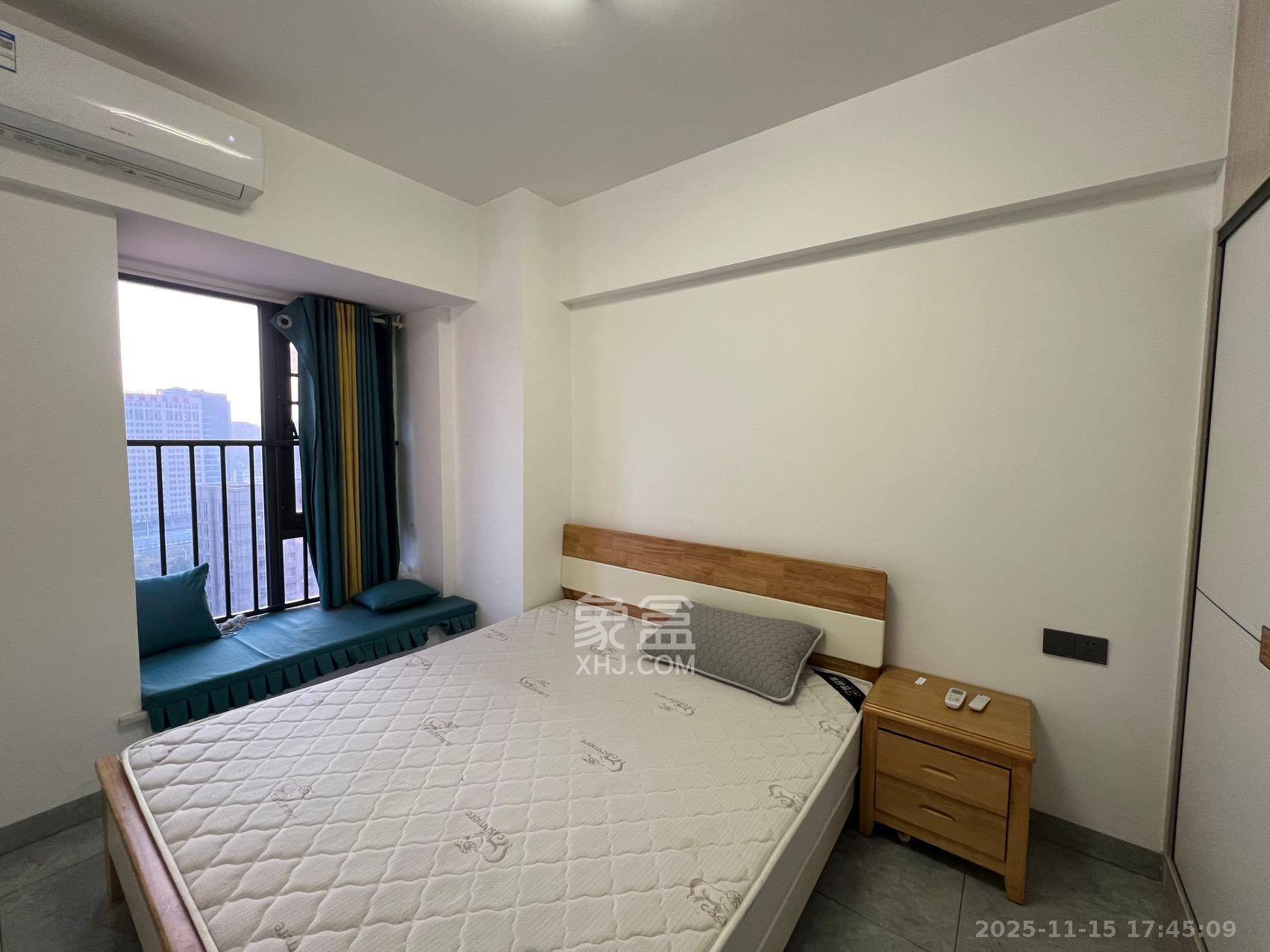 复地星光天地  2室1厅1卫    2800.0元/月室内图