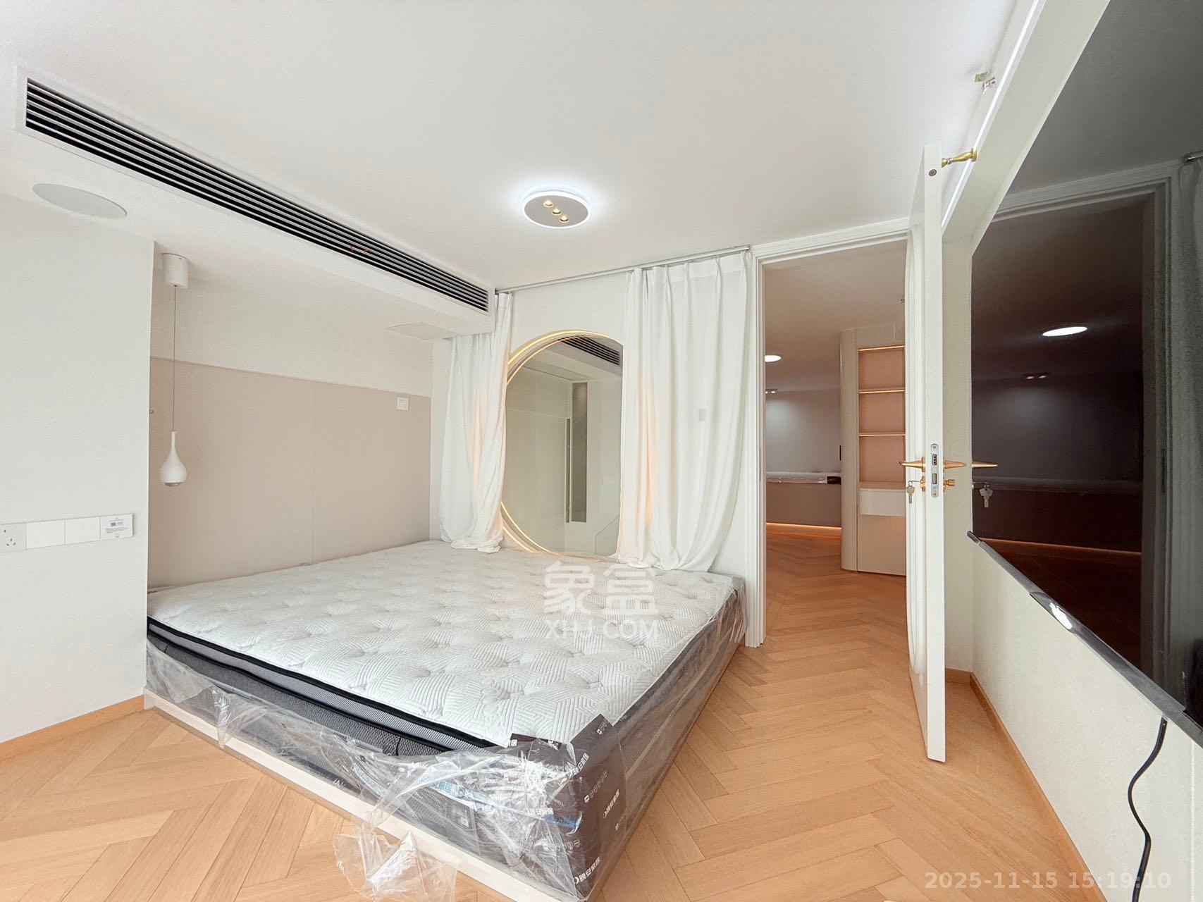 卓越中寰  2室1厅1卫    3000.0元/月室内图