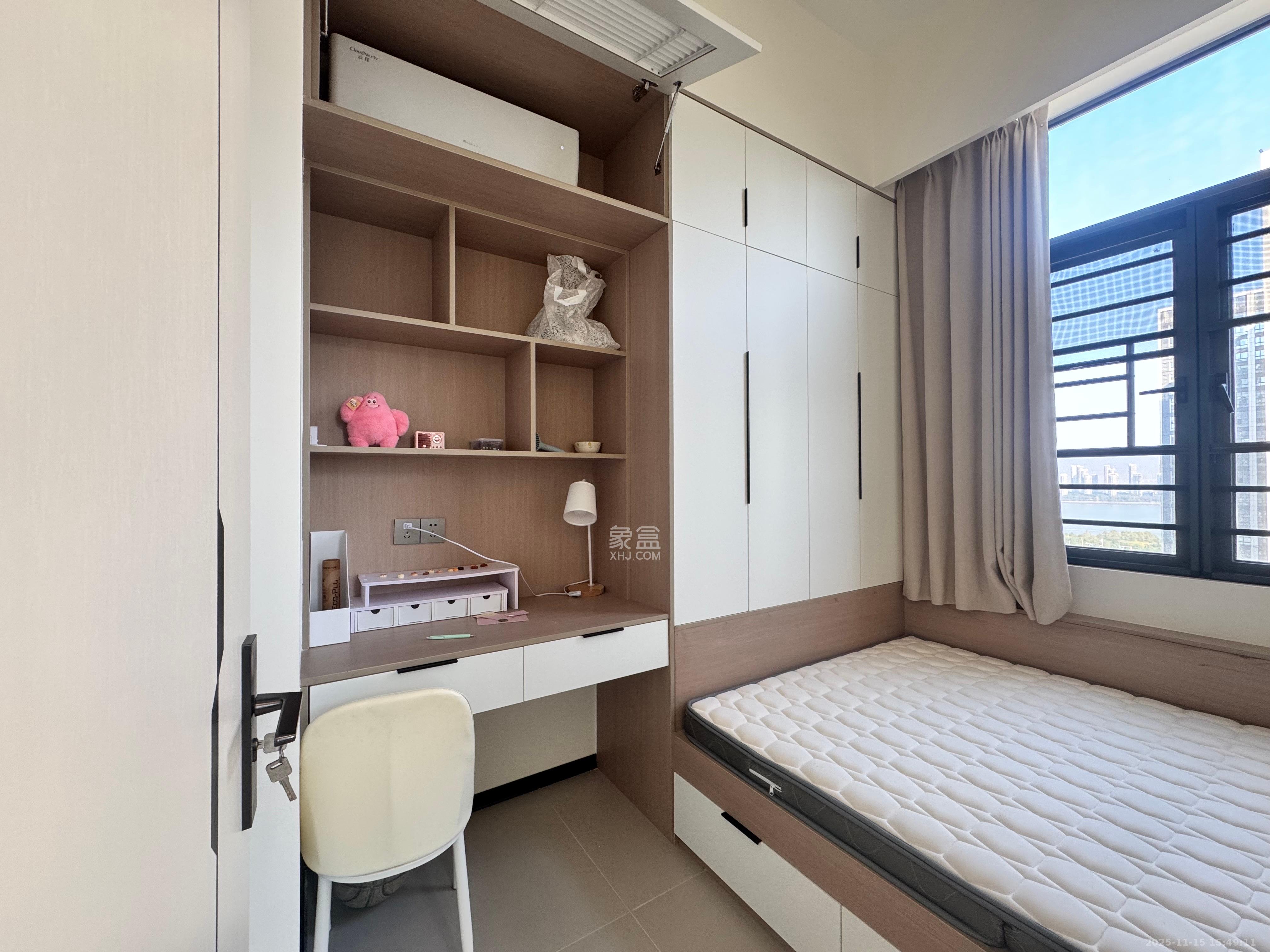 诺德滨江逸园（中铁逸园）  2室1厅1卫    2800.0元/月室内图