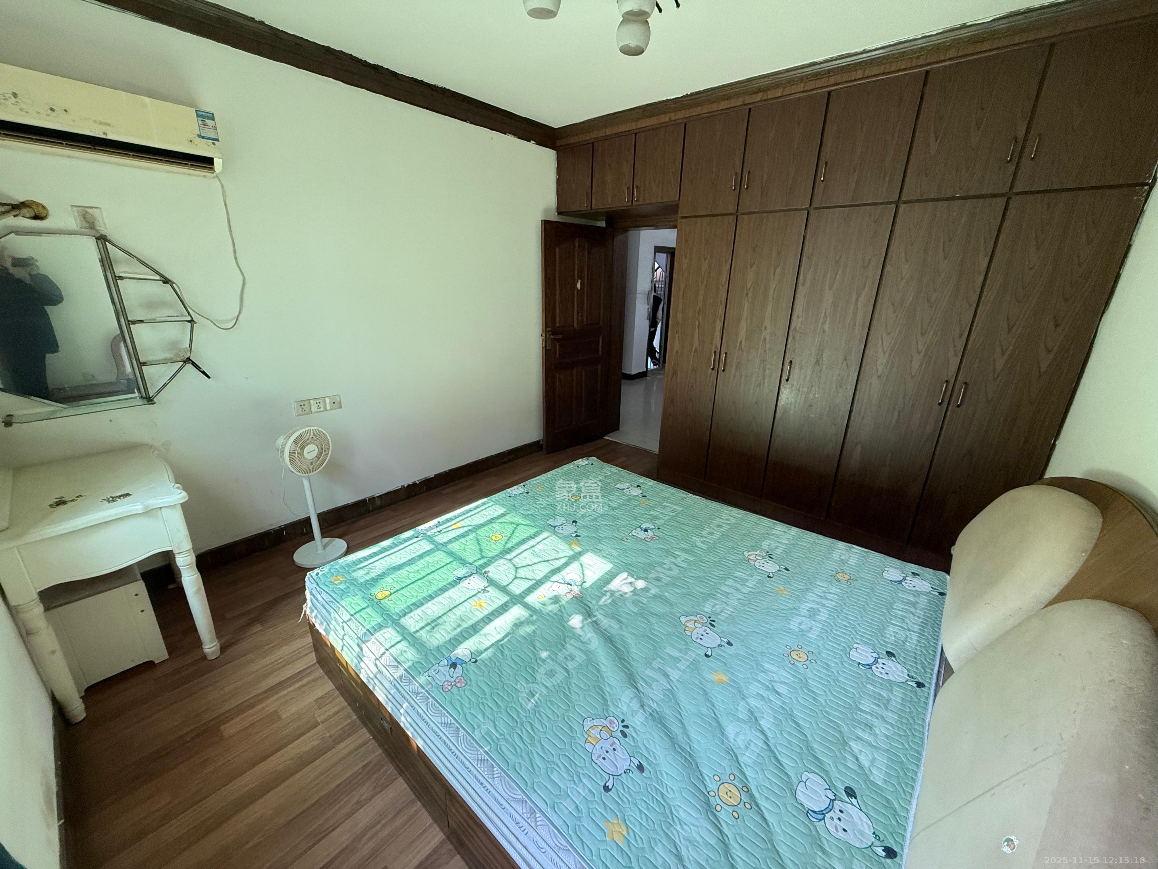 马王堆陶瓷建材新城  2室2厅1卫    1600.0元/月室内图