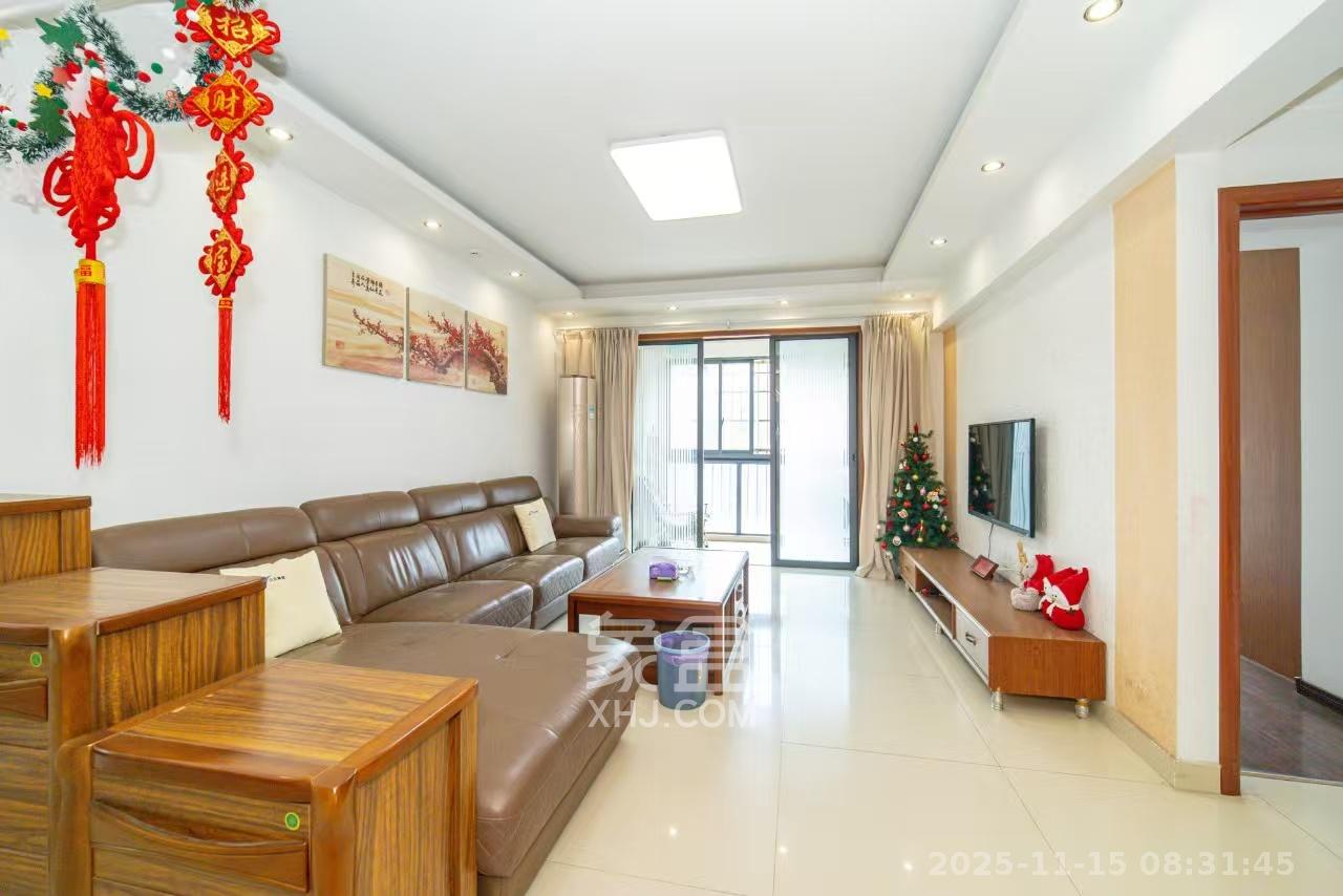 华润凤凰城二期  3室2厅1卫    2000.0元/月室内图