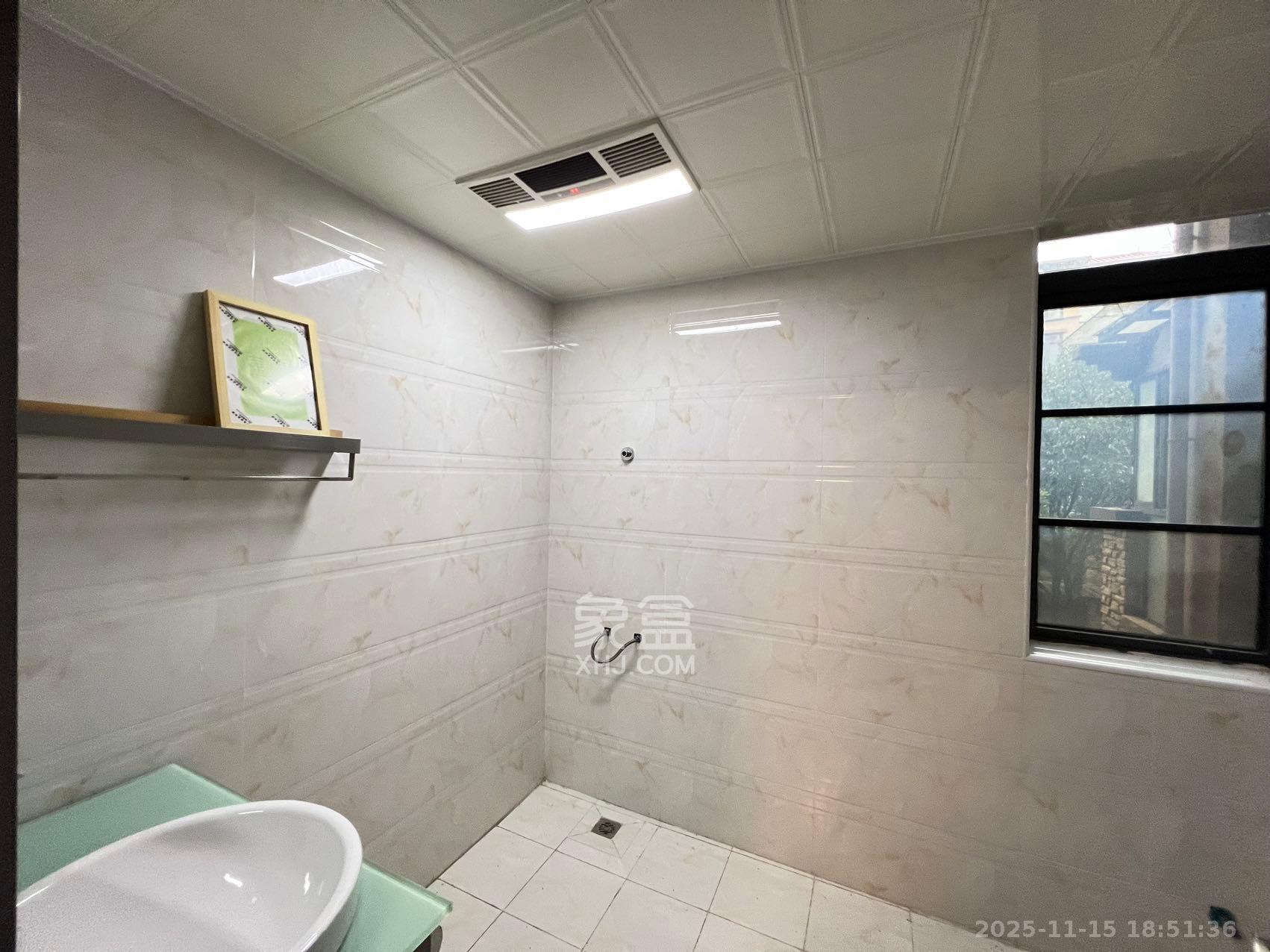 中建芙蓉和苑  3室2厅1卫    3500.0元/月室内图