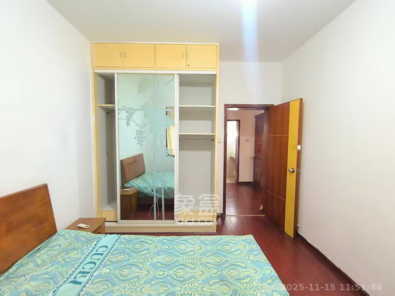 袁家岭省煤炭厅宿舍(芙蓉区省煤炭局小区) 3室2厅1卫 2200.0元/月 袁家岭省煤炭厅宿舍(芙蓉区省煤炭局小区) 3室2厅1卫 2200.0元/月室内图