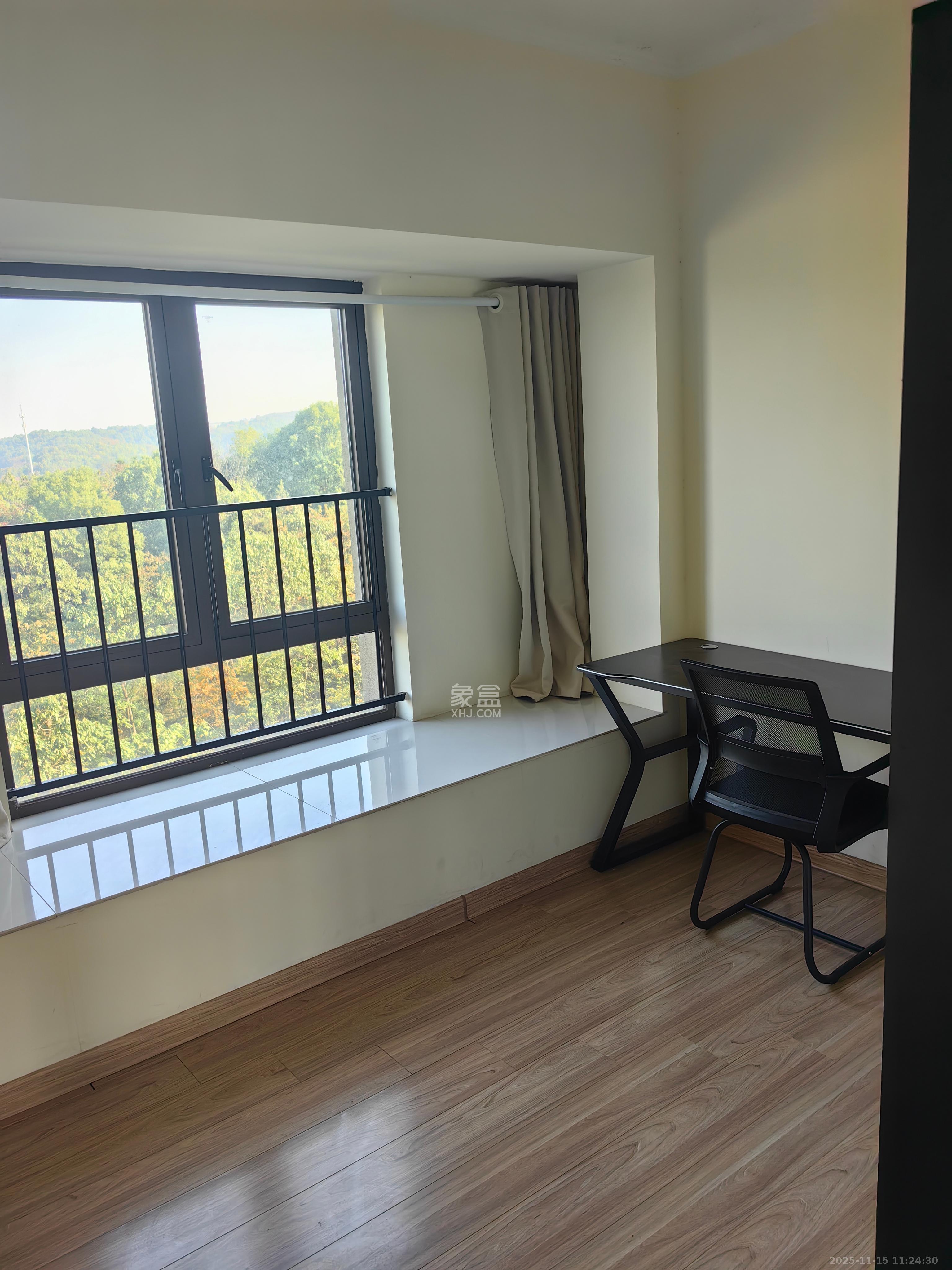 碧桂园公园壹号（凯怡茗苑）  3室2厅2卫    1700.0元/月室内图