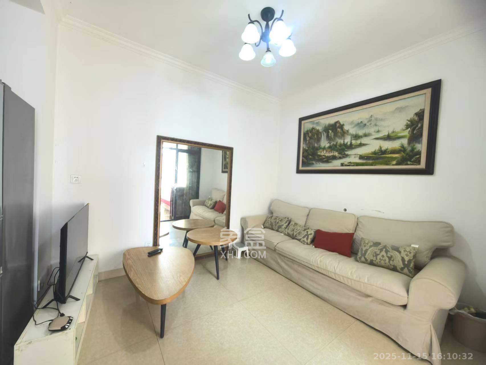 阳光丽城一期  3室2厅1卫    2600.0元/月