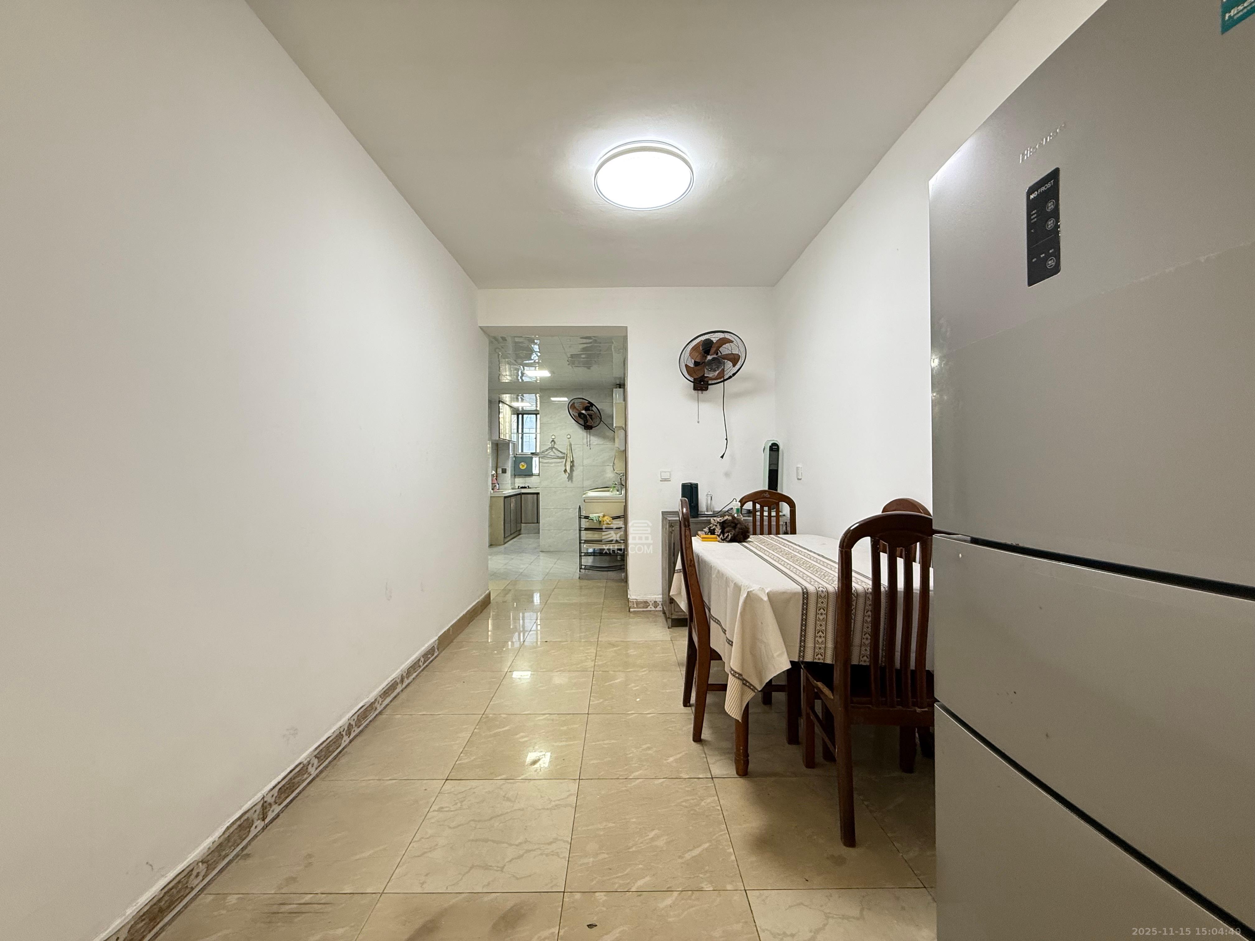 桂花二村 2室2厅1卫 1600.0元/月 桂花二村 2室2厅1卫 1600.0元/月室内图