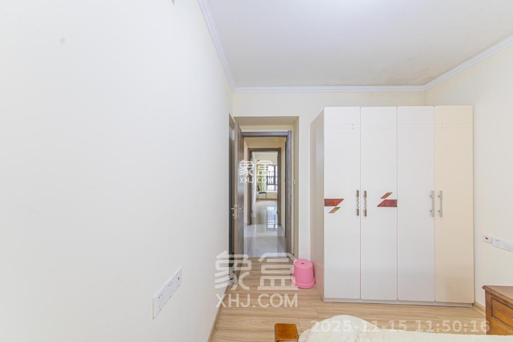 碧桂园公园壹号（凯怡茗苑）  3室2厅2卫    1900.0元/月