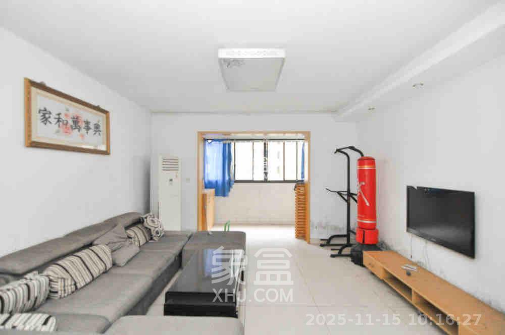 西子湖畔沃府  4室2厅2卫    2600.0元/月