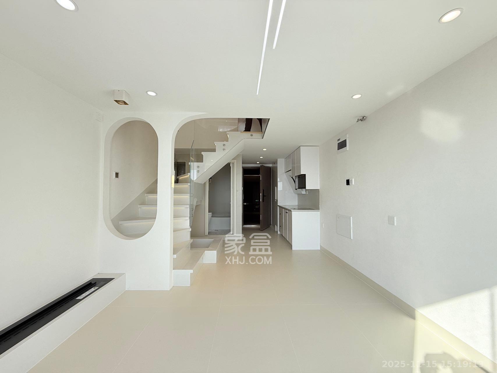 卓越中寰 2室1厅1卫 3000.0元/月 卓越中寰 2室1厅1卫 3000.0元/月室内图