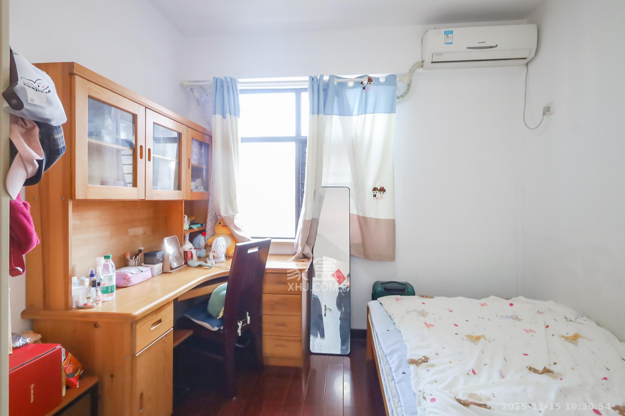 阳光丽城一期  2室1厅1卫    76.0万卧室