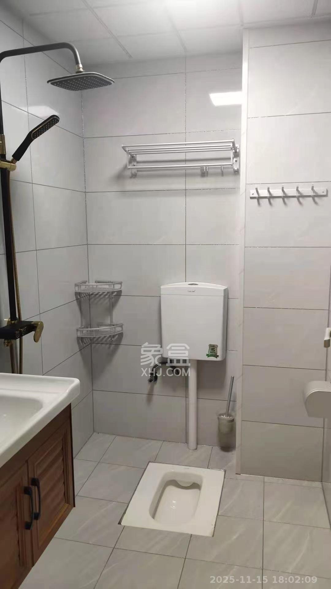 桥头家苑一期  1室1厅1卫    1250.0元/月室内图