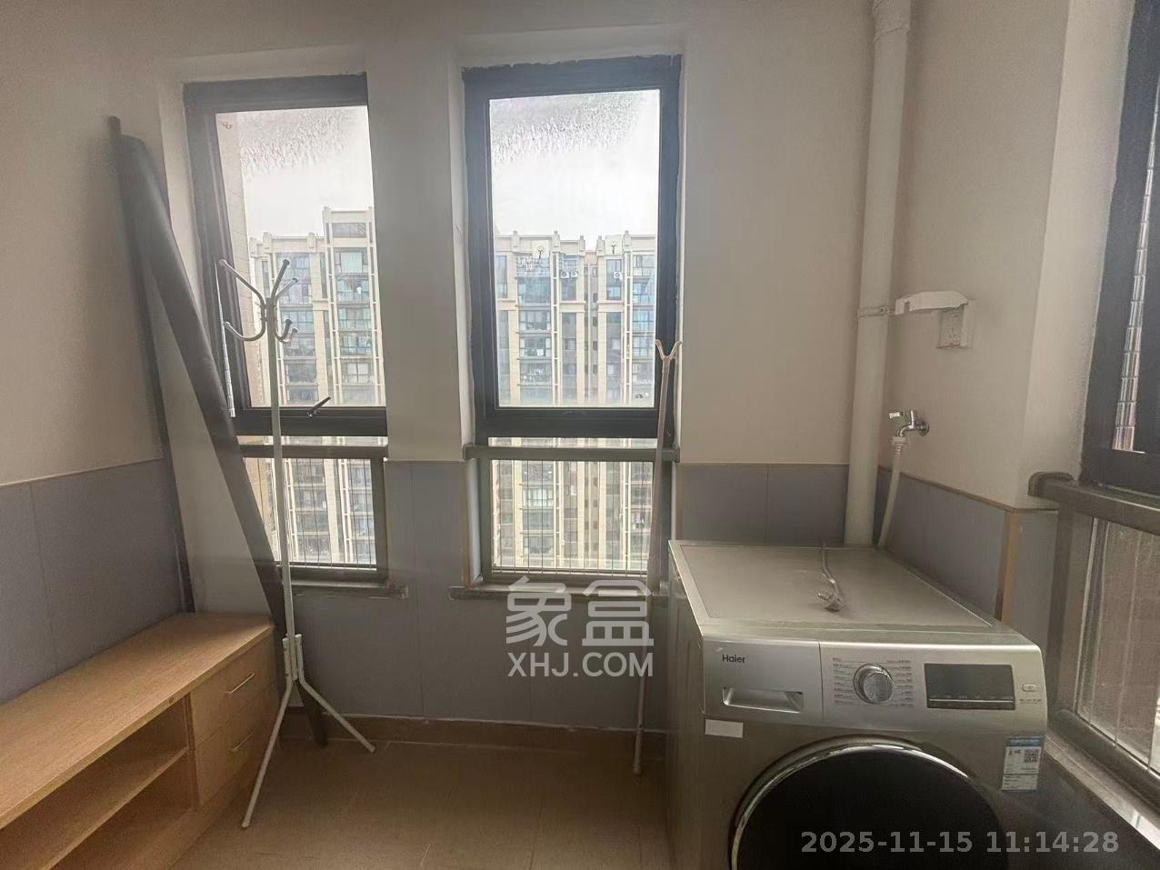 奥林匹克花园贡院三期 1室1厅1卫 1400.0元/月 奥林匹克花园贡院三期 1室1厅1卫 1400.0元/月室内图