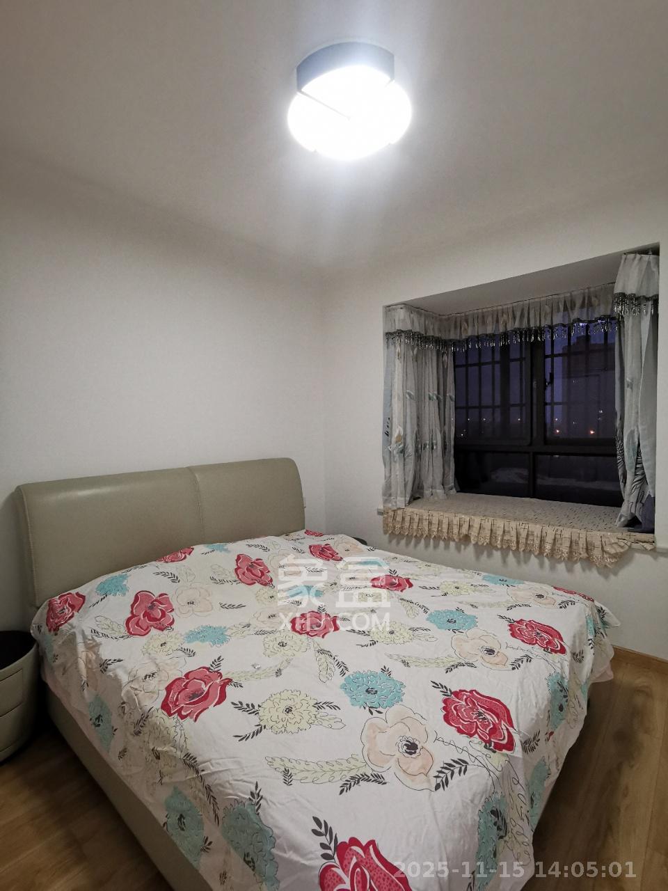 武广新都汇（新都华府二期）  3室2厅1卫    1700.0元/月室内图