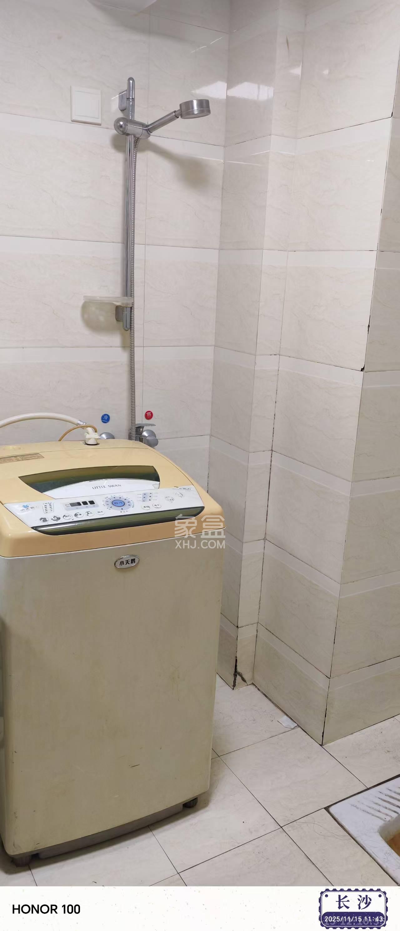 长城华都 1室1厅1卫 1400.0元/月 长城华都 1室1厅1卫 1400.0元/月室内图