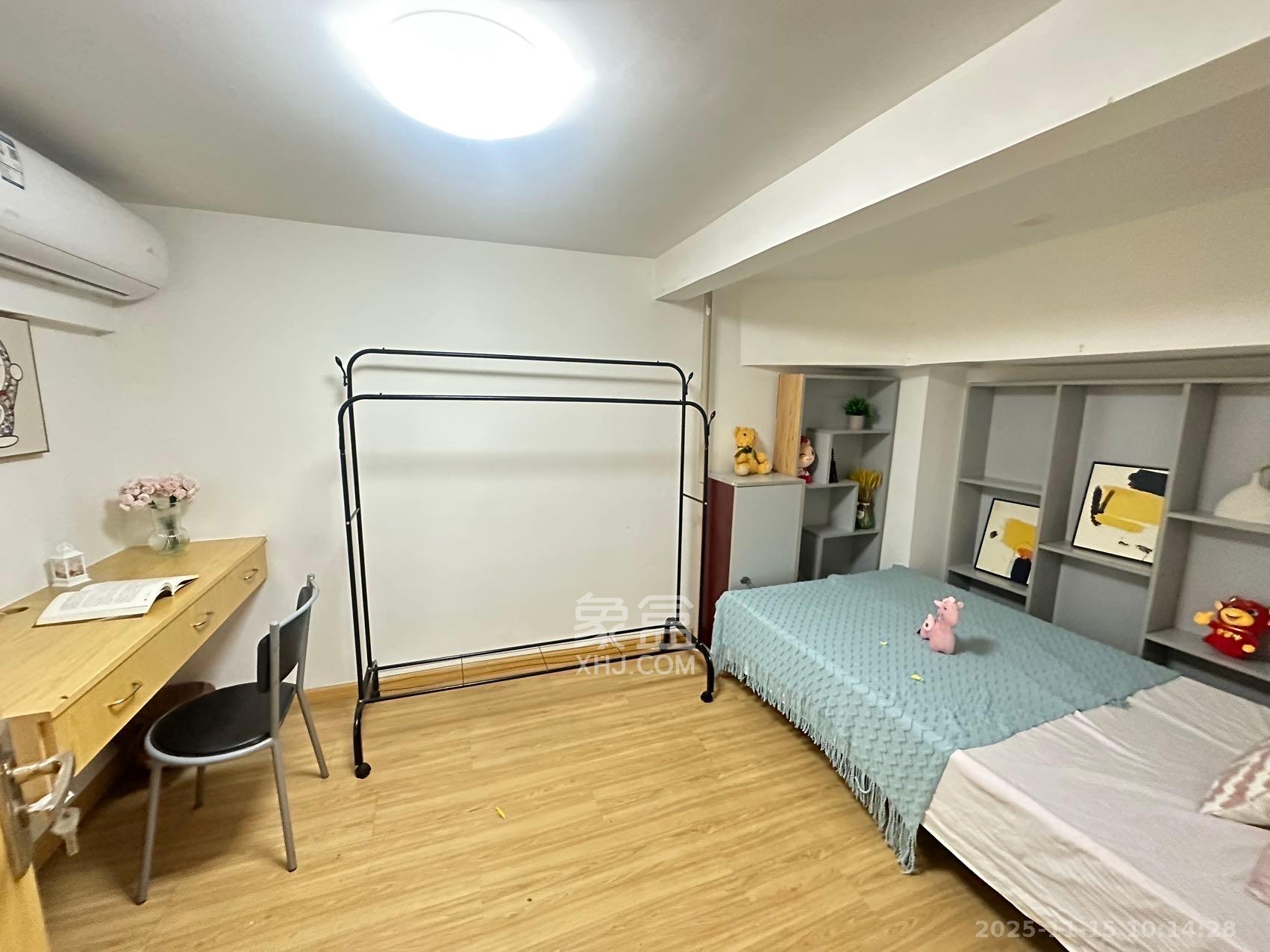 融圣国际 2室1厅1卫 2900.0元/月 融圣国际 2室1厅1卫 2900.0元/月室内图