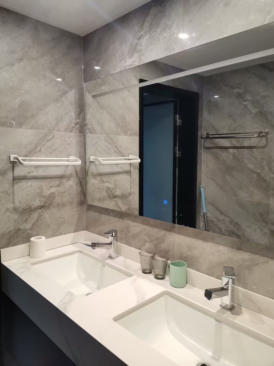 会龙山溪谷(住宅) 1室0厅0卫 108.0万 会龙山溪谷(住宅) 1室0厅0卫 108.0万客厅