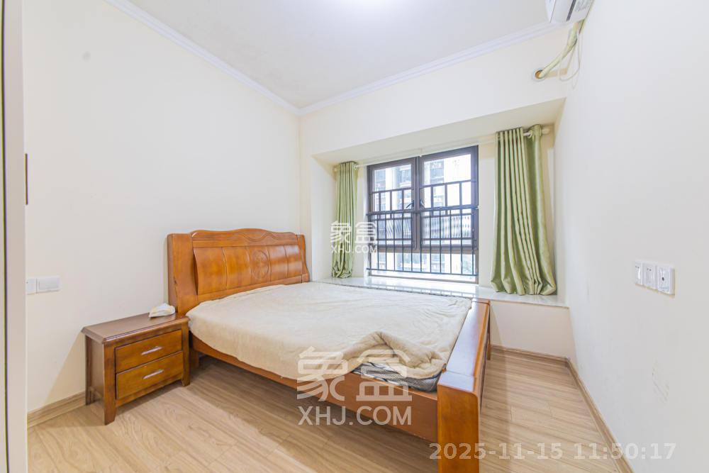 碧桂园公园壹号（凯怡茗苑）  3室2厅2卫    1900.0元/月室内图