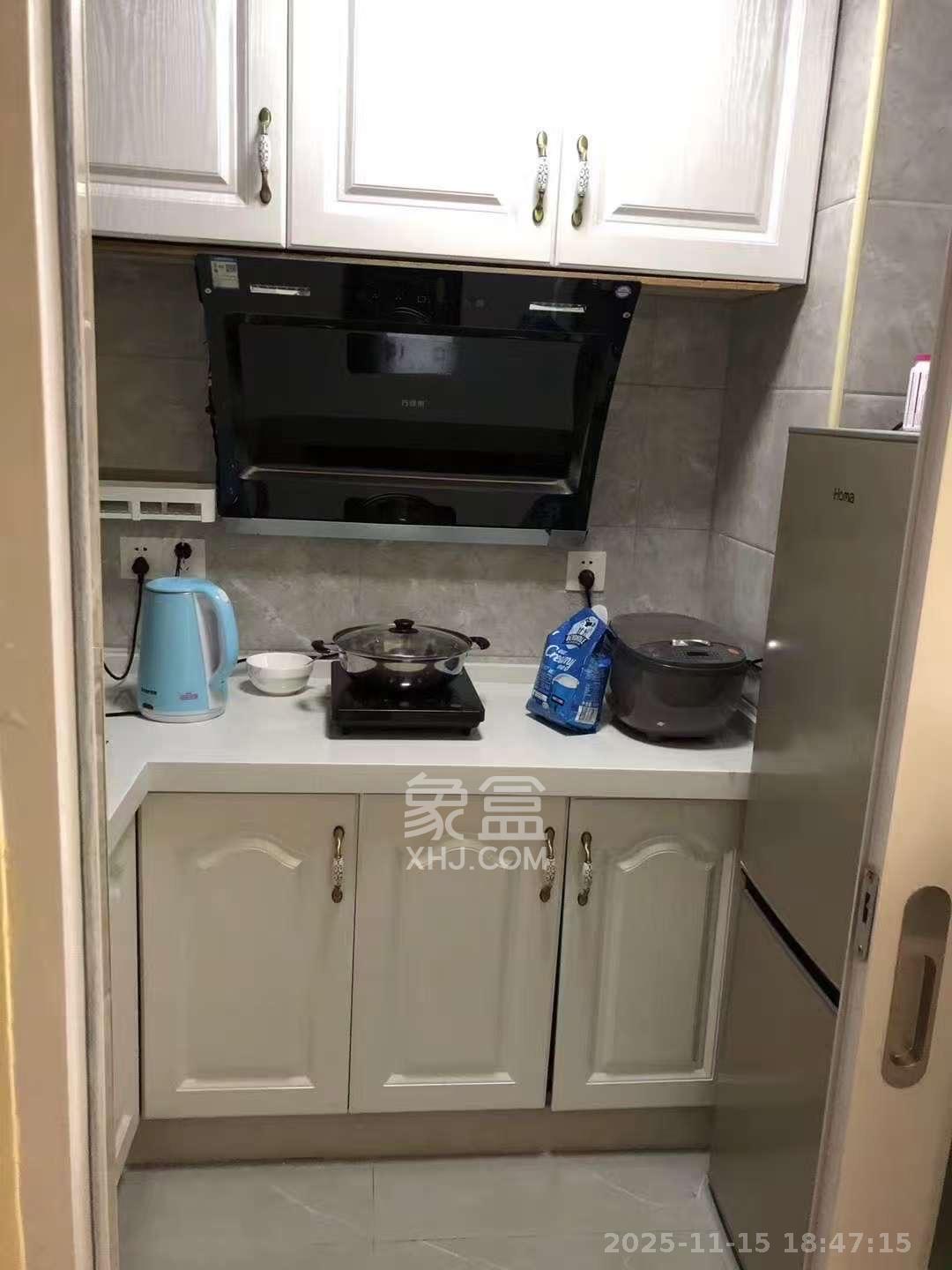 西子湖畔沃府  1室1厅1卫    1900.0元/月室内图