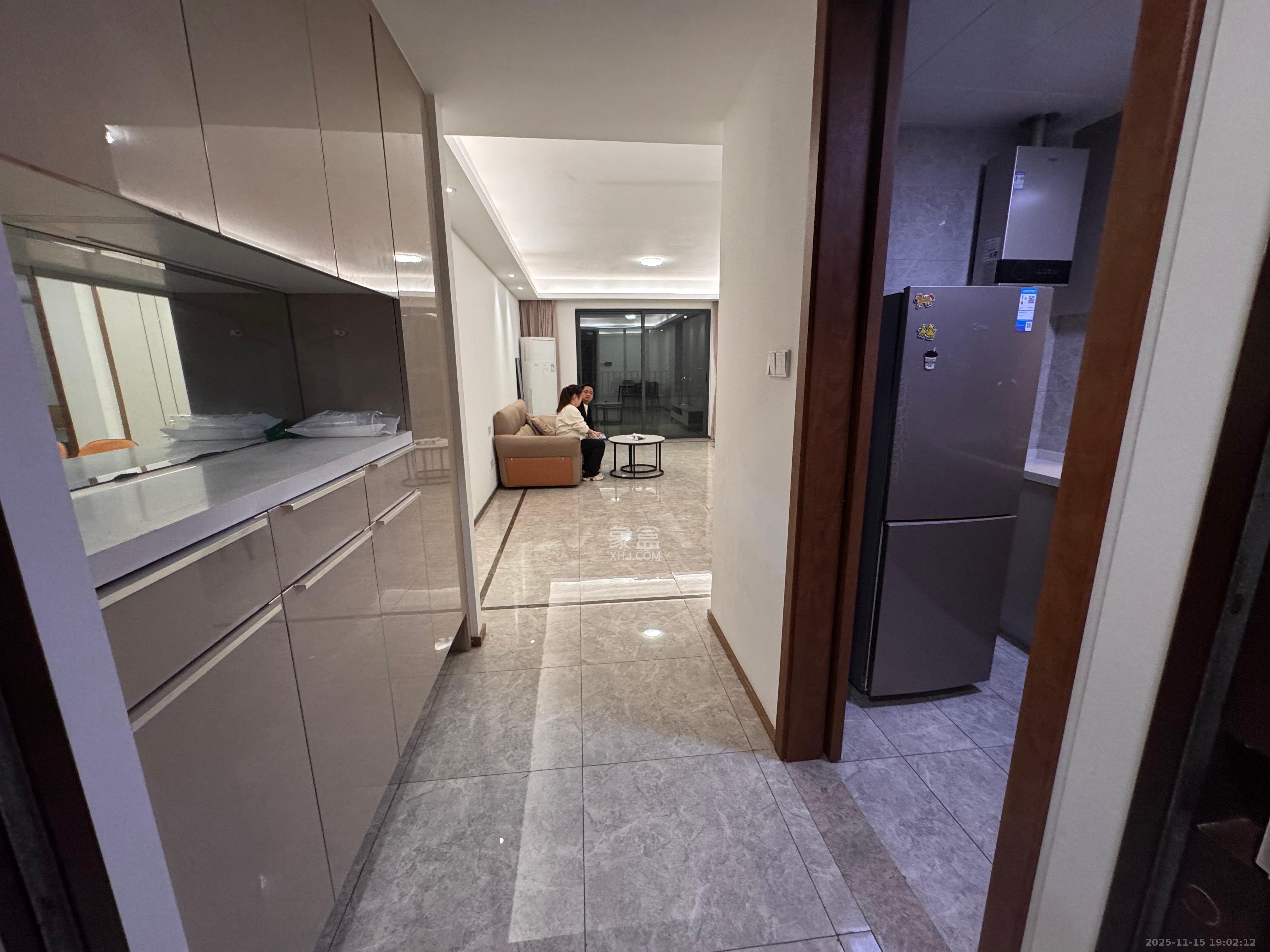 旭辉都会山 1室0厅0卫 3500.0元/月 旭辉都会山 1室0厅0卫 3500.0元/月室内图