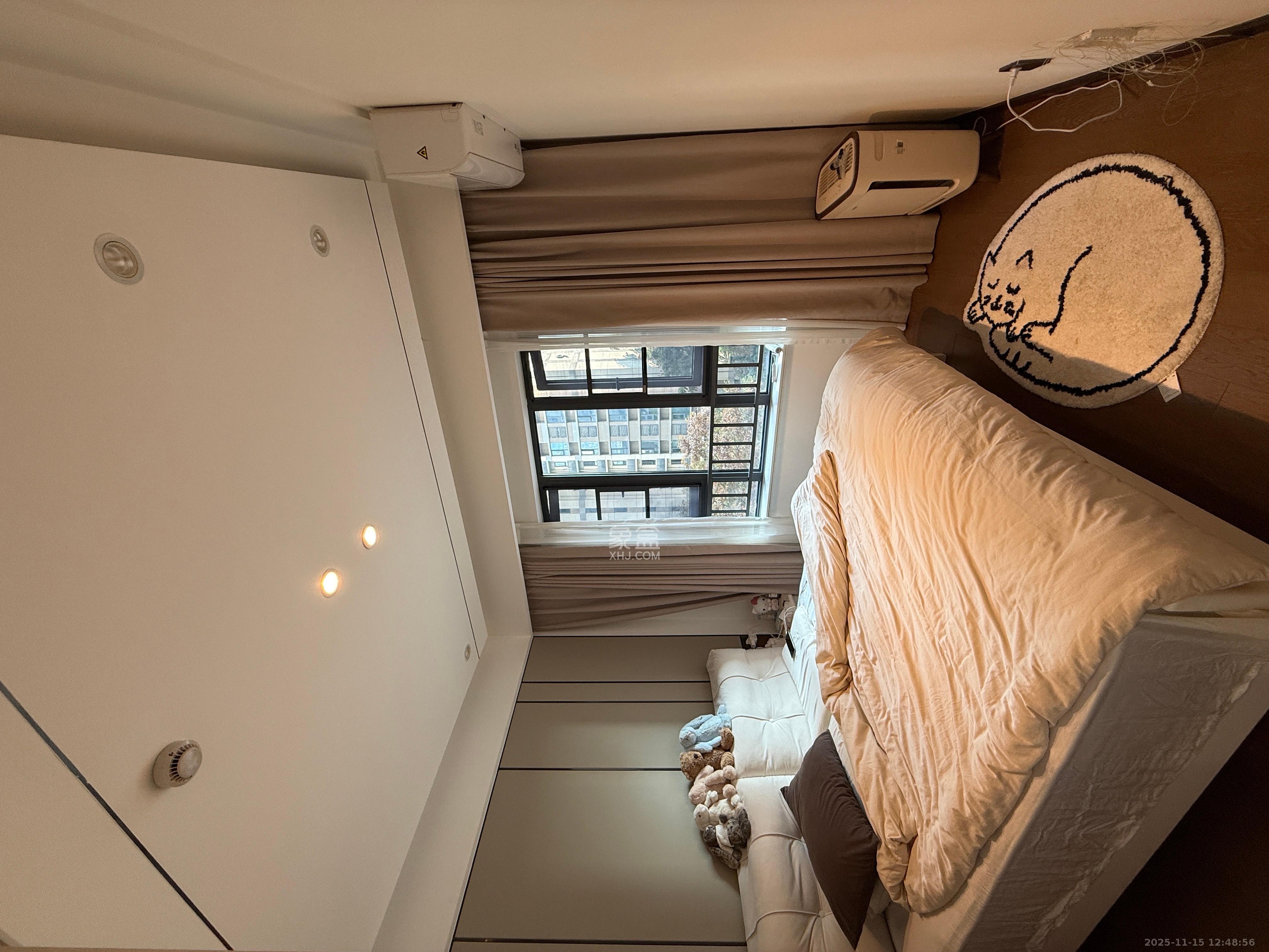 卓越中寰  3室2厅1卫    4000.0元/月室内图