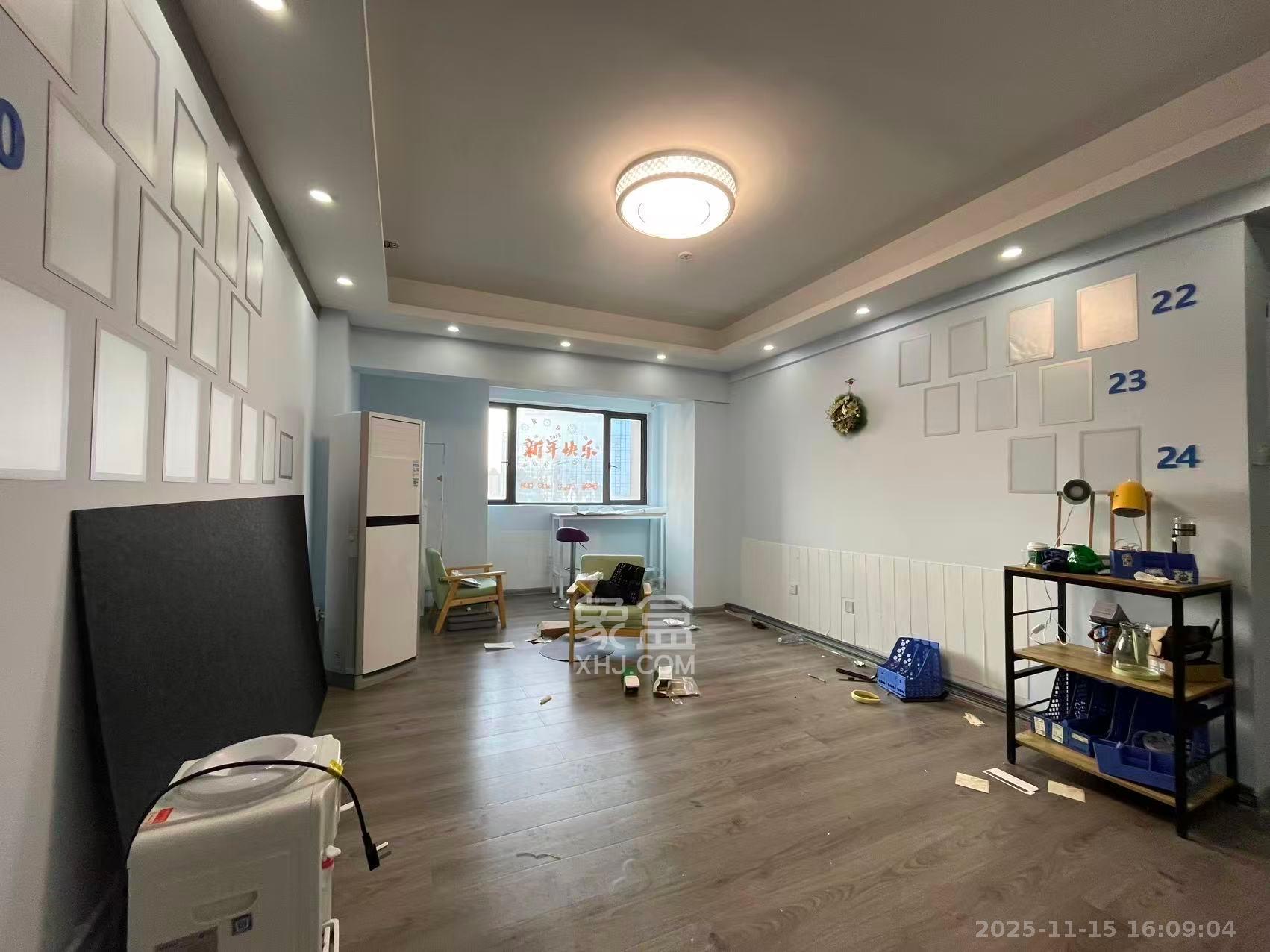 东友星座  1室0厅0卫    13000.0元/月室内图