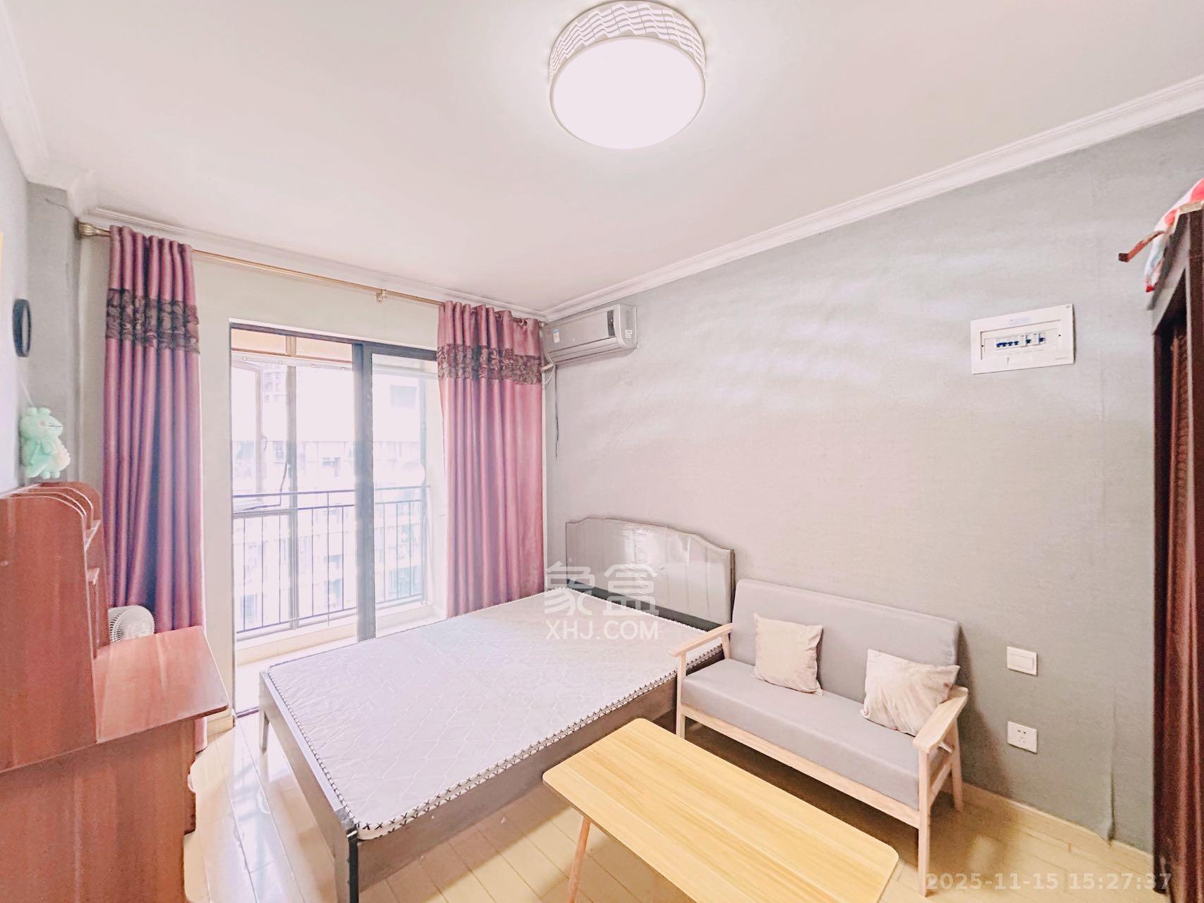 万科金域华府一期  1室1厅1卫    1100.0元/月室内图