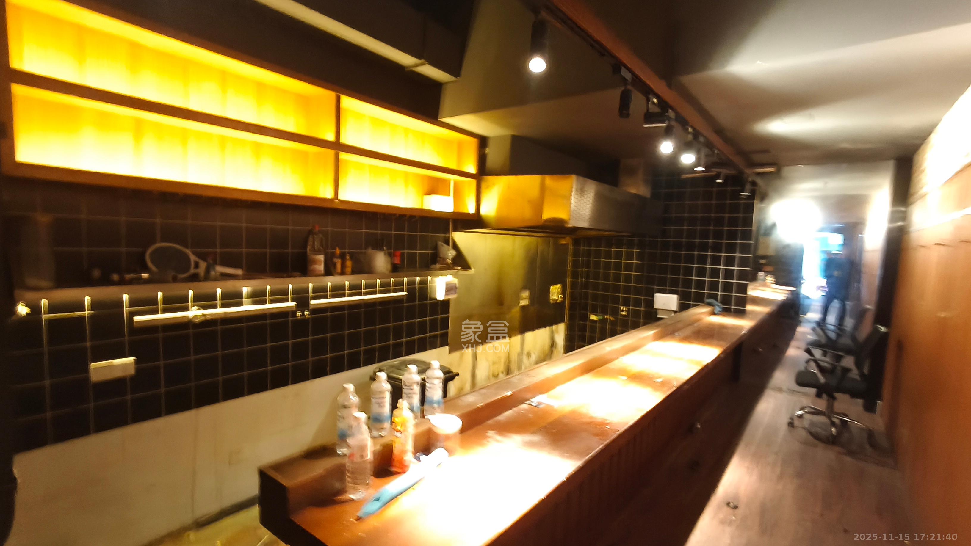 都正街散盘   240.0㎡      11500.0元/月室内图