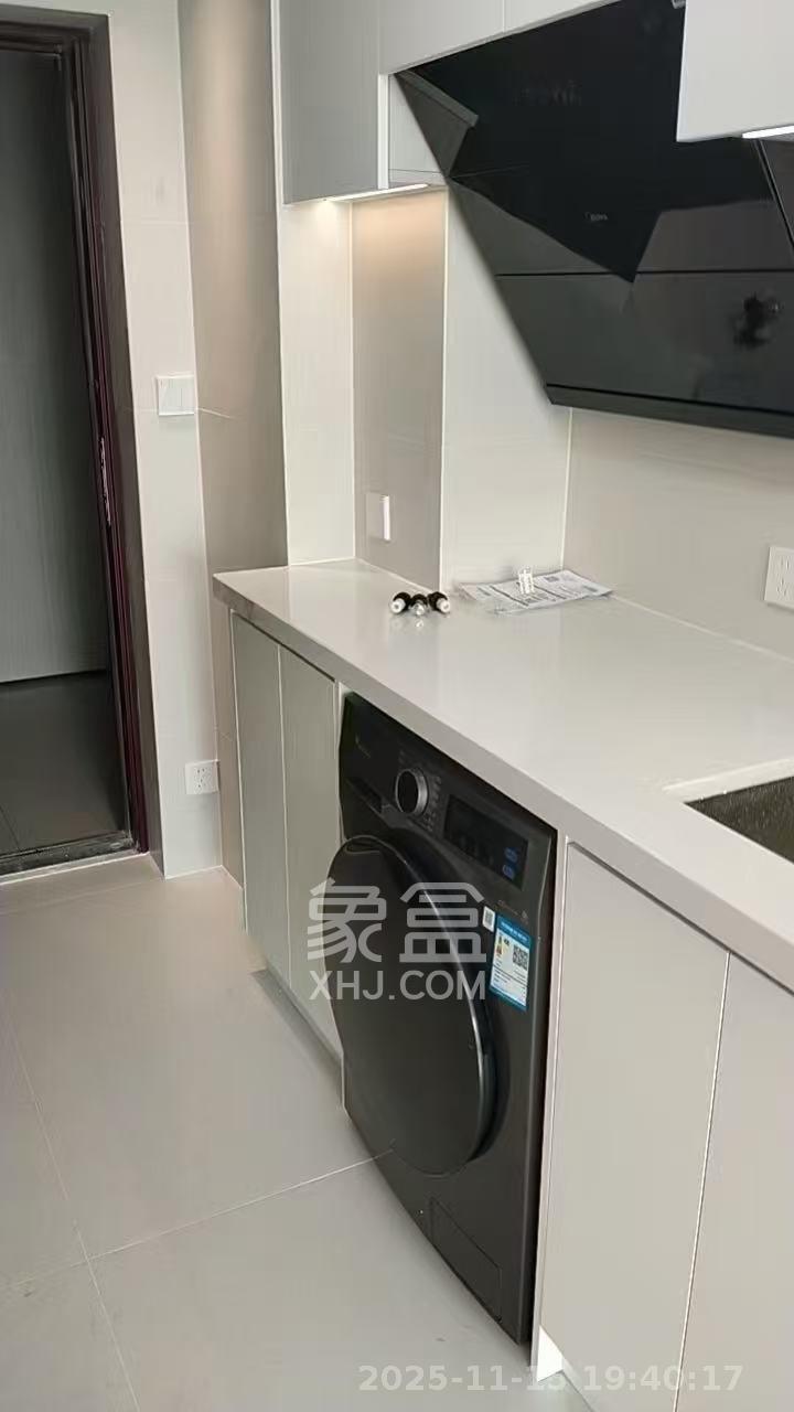 保利天禧EF区  1室1厅1卫    1600.0元/月