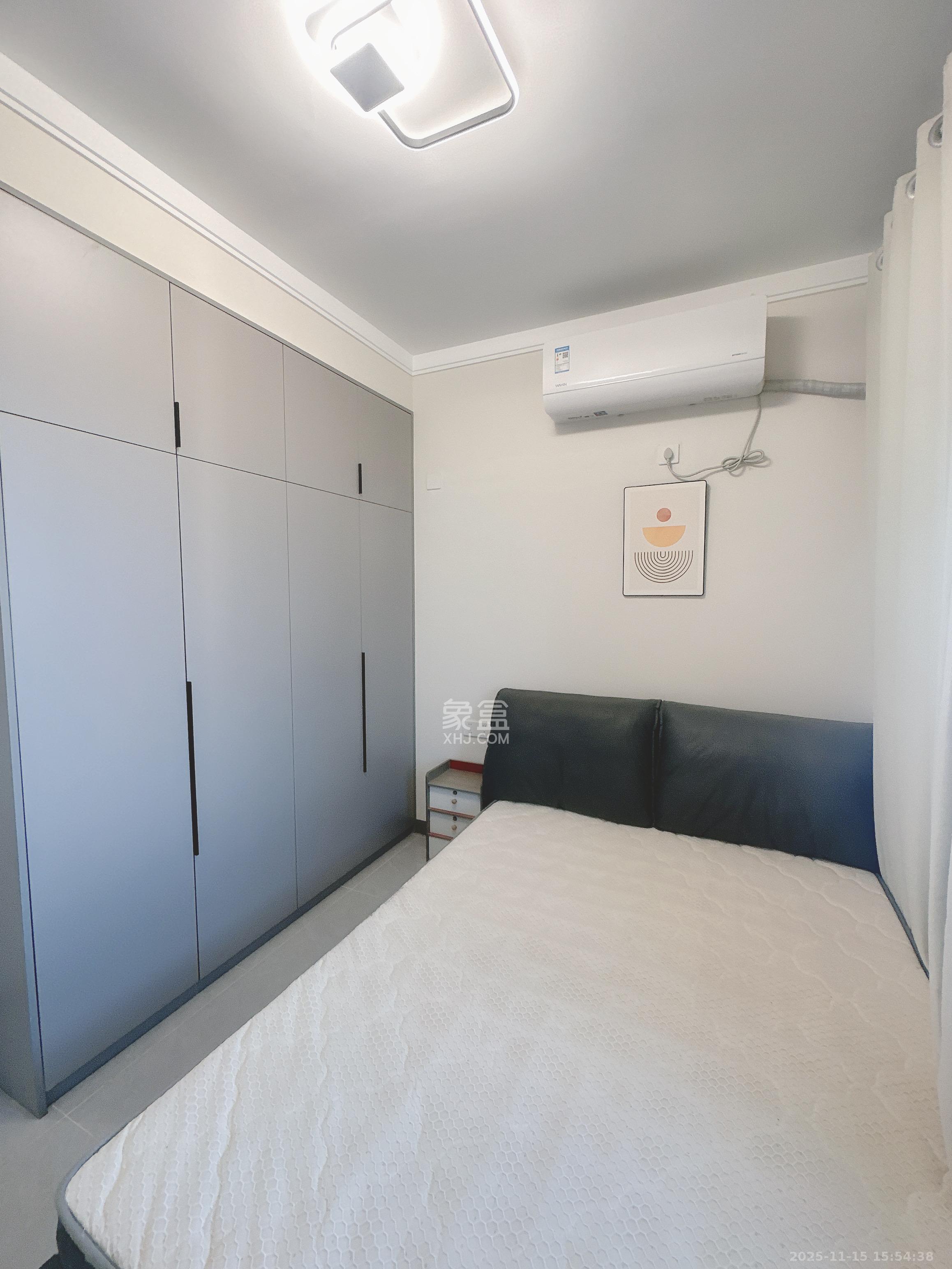 骑龙大街（骑龙苑）  3室2厅2卫    3300.0元/月室内图