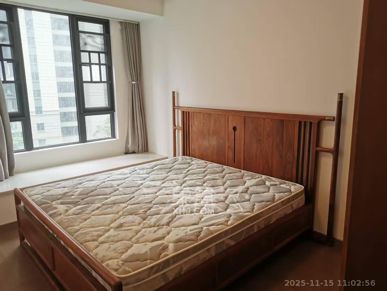 映客龙湖璟翠公馆（映客龙湖璟翠中心）  3室2厅2卫    3200.0元/月室内图