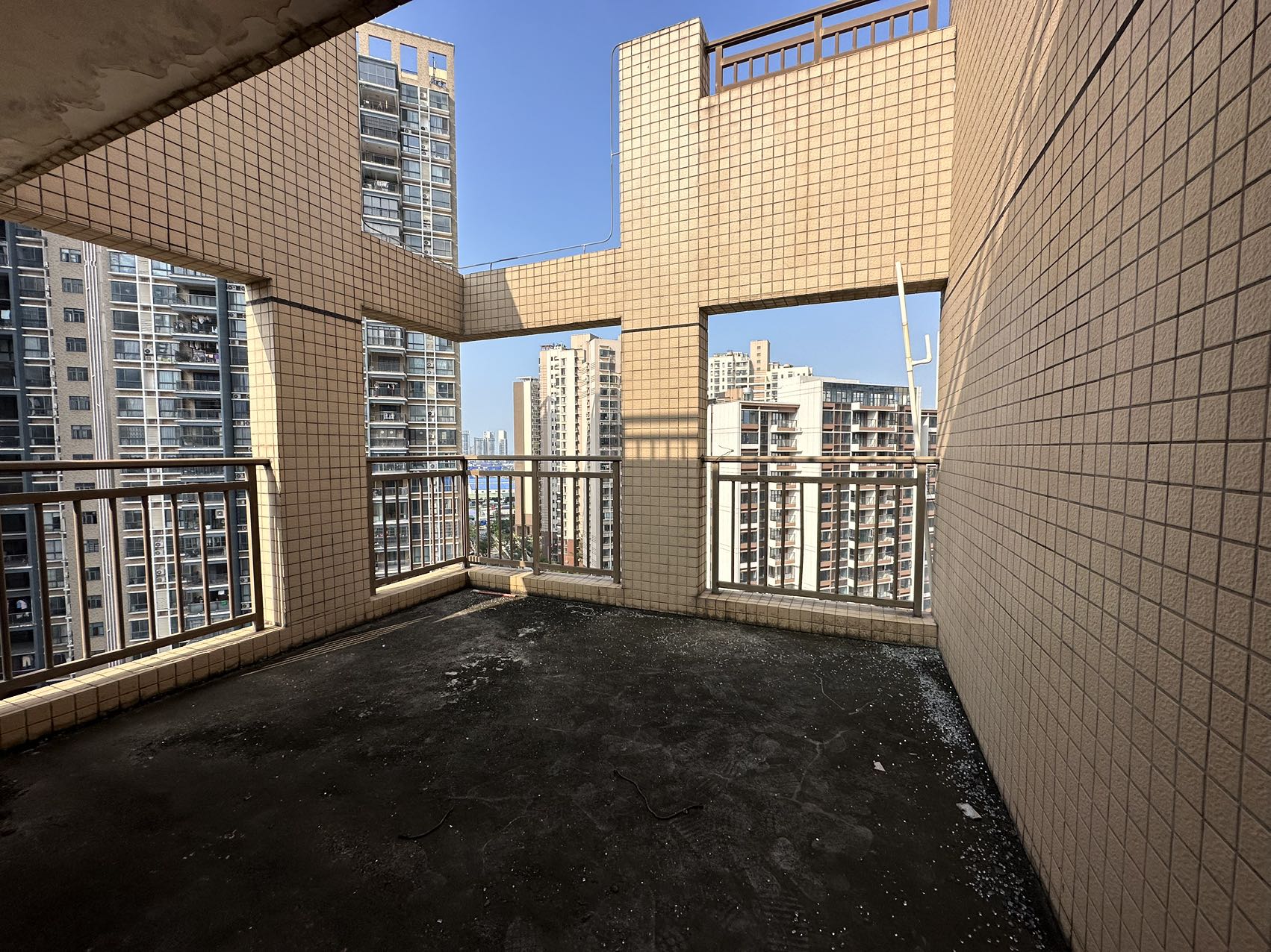 泉海好家园  3室2厅2卫    136.0万室内图