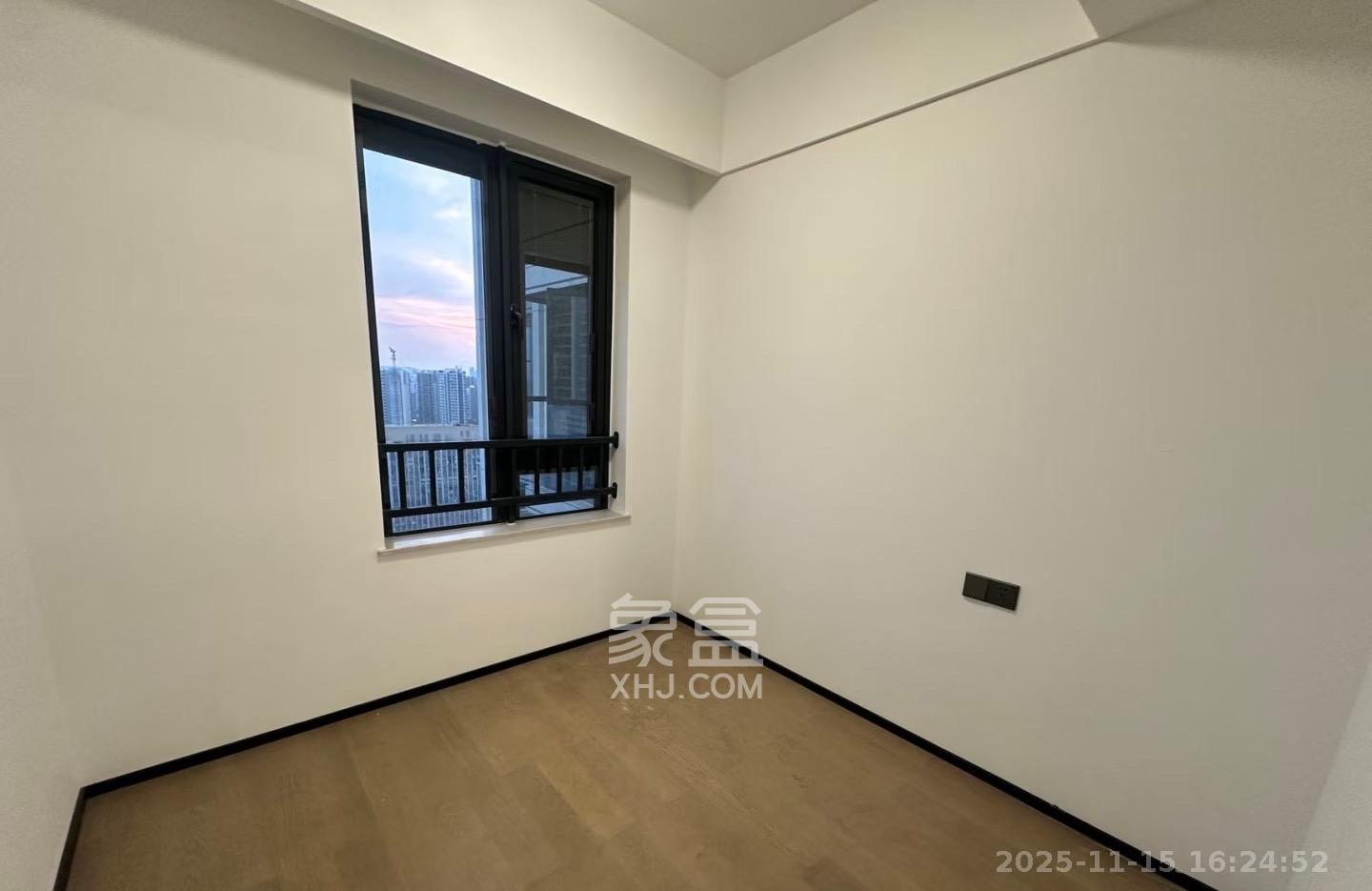 万科魅力之城  3室2厅2卫    2300.0元/月室内图